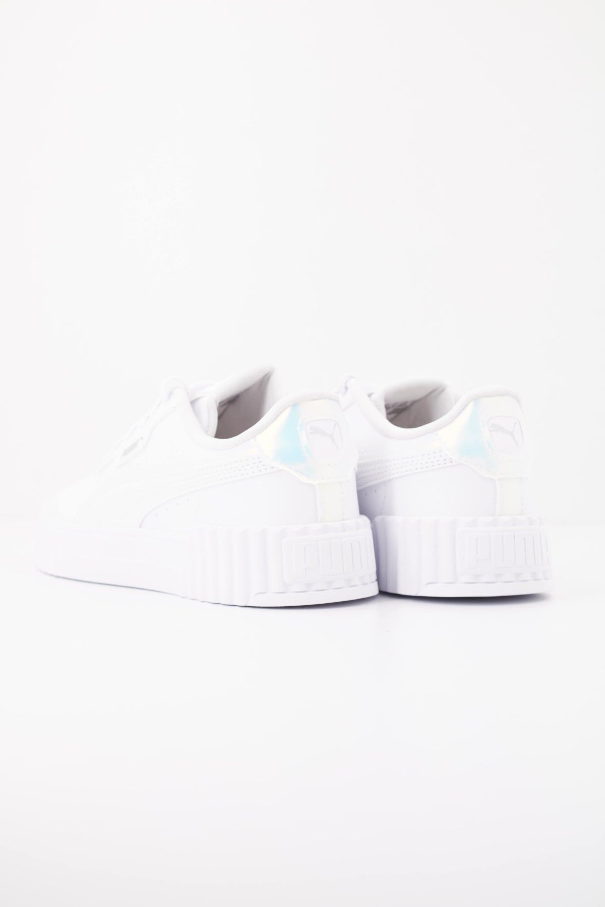 PUMA en color BLANCO (4)