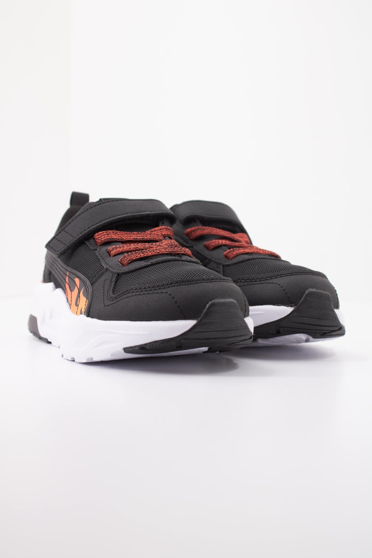 PUMA TRINITY LT SPARKS AC+ PS en color NEGRO (2)