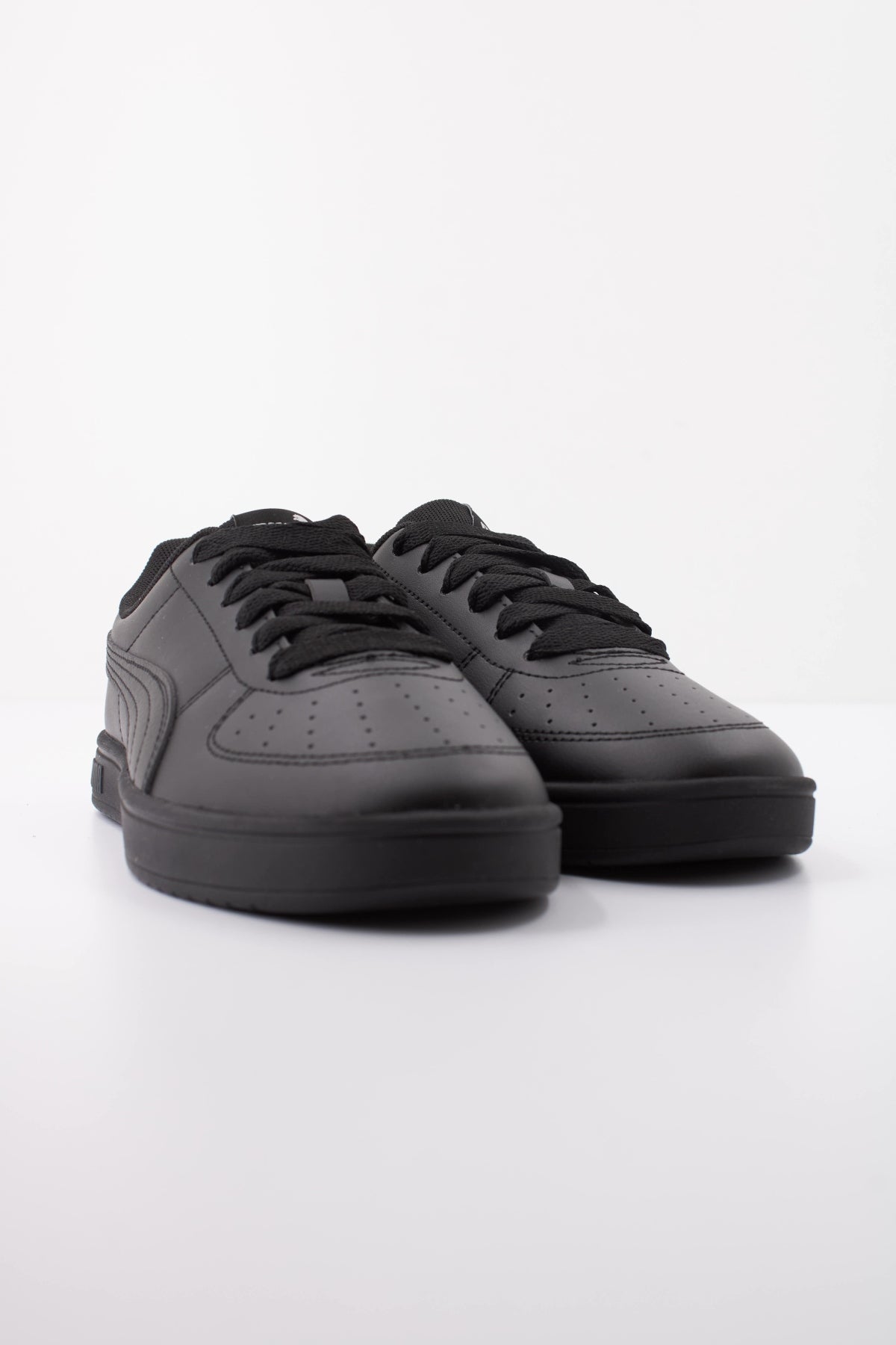 PUMA en color NEGRO (2)