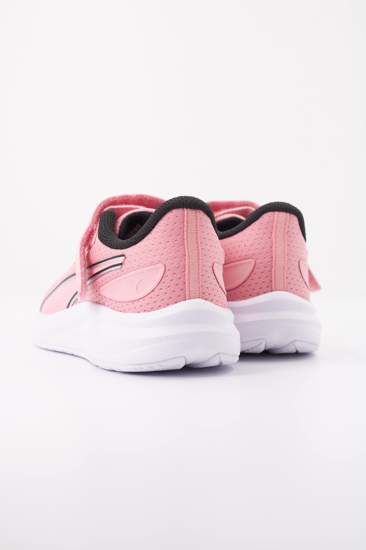 PUMA SKYROCKET AC+ PS en color ROSA (4)