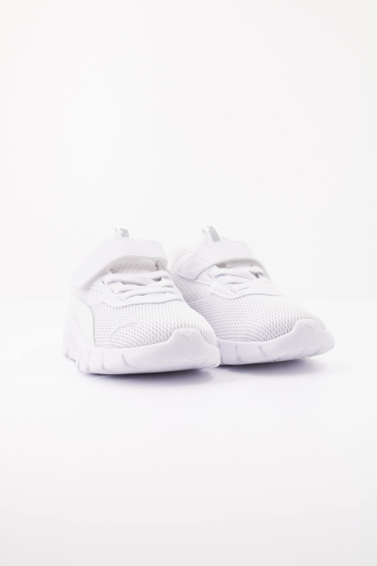 PUMA en color BLANCO (2)