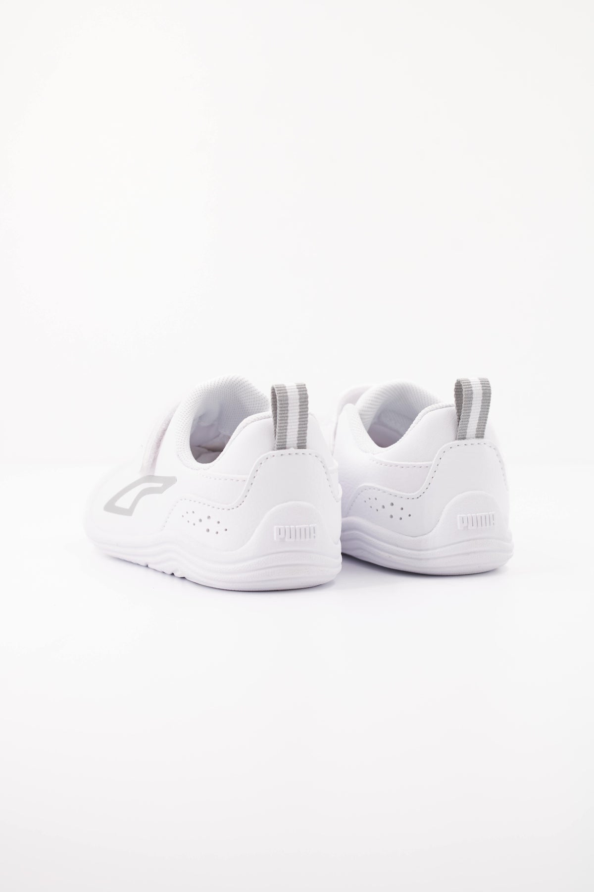 PUMA en color BLANCO (4)