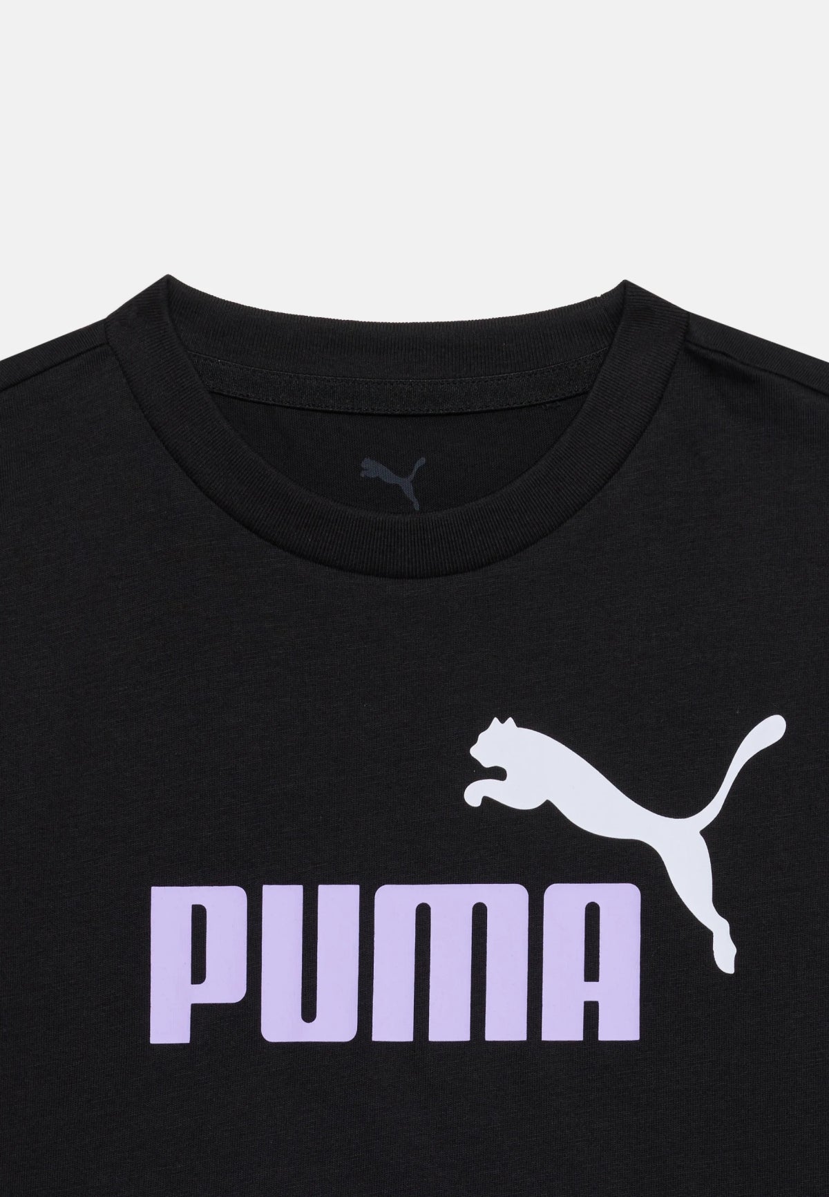 PUMA LOGO SHORT LENGTH TEE G en color (3)