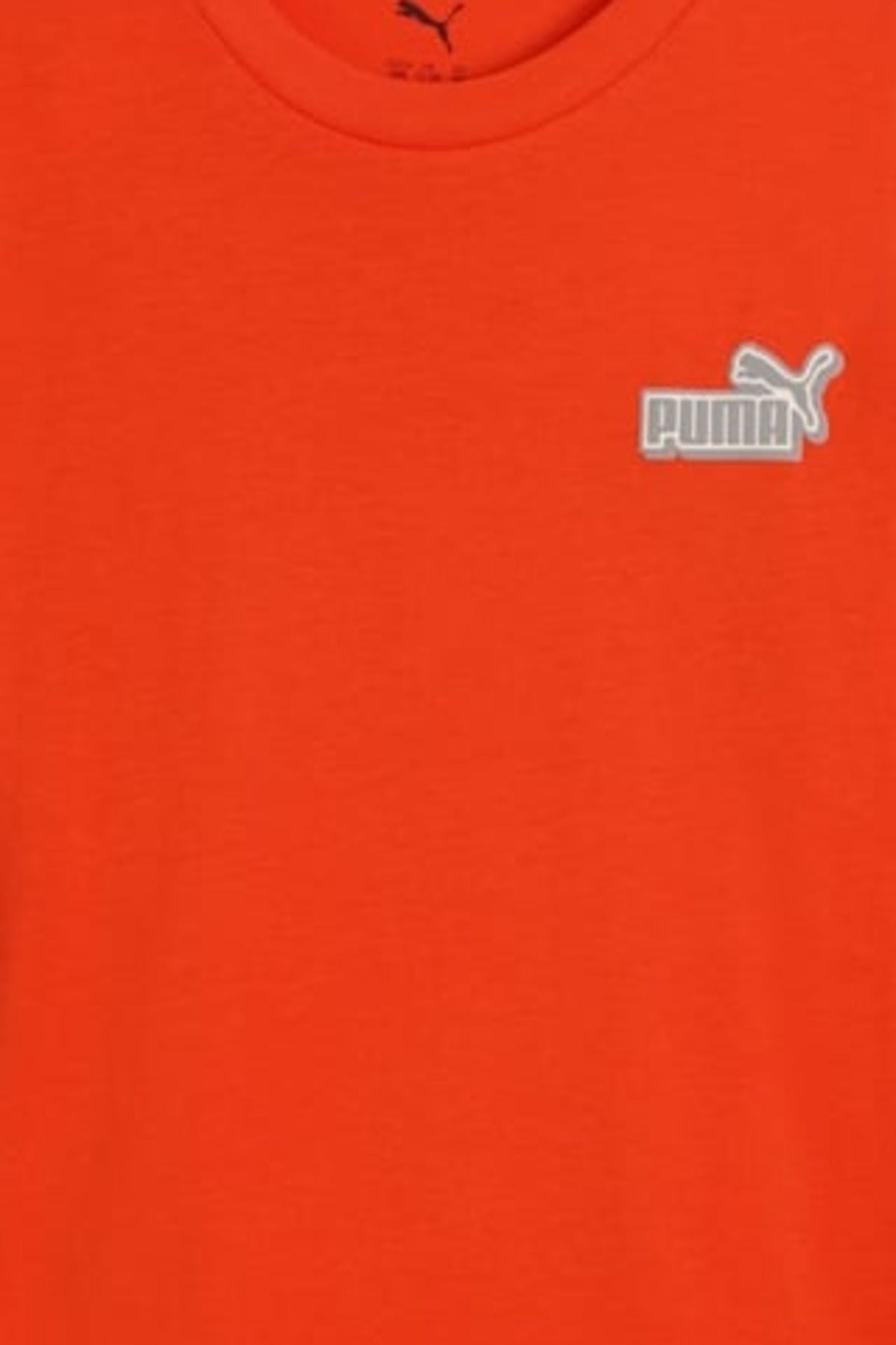 PUMA RELAXED BACK GRAPHIC TEE B en color ROJO (3)