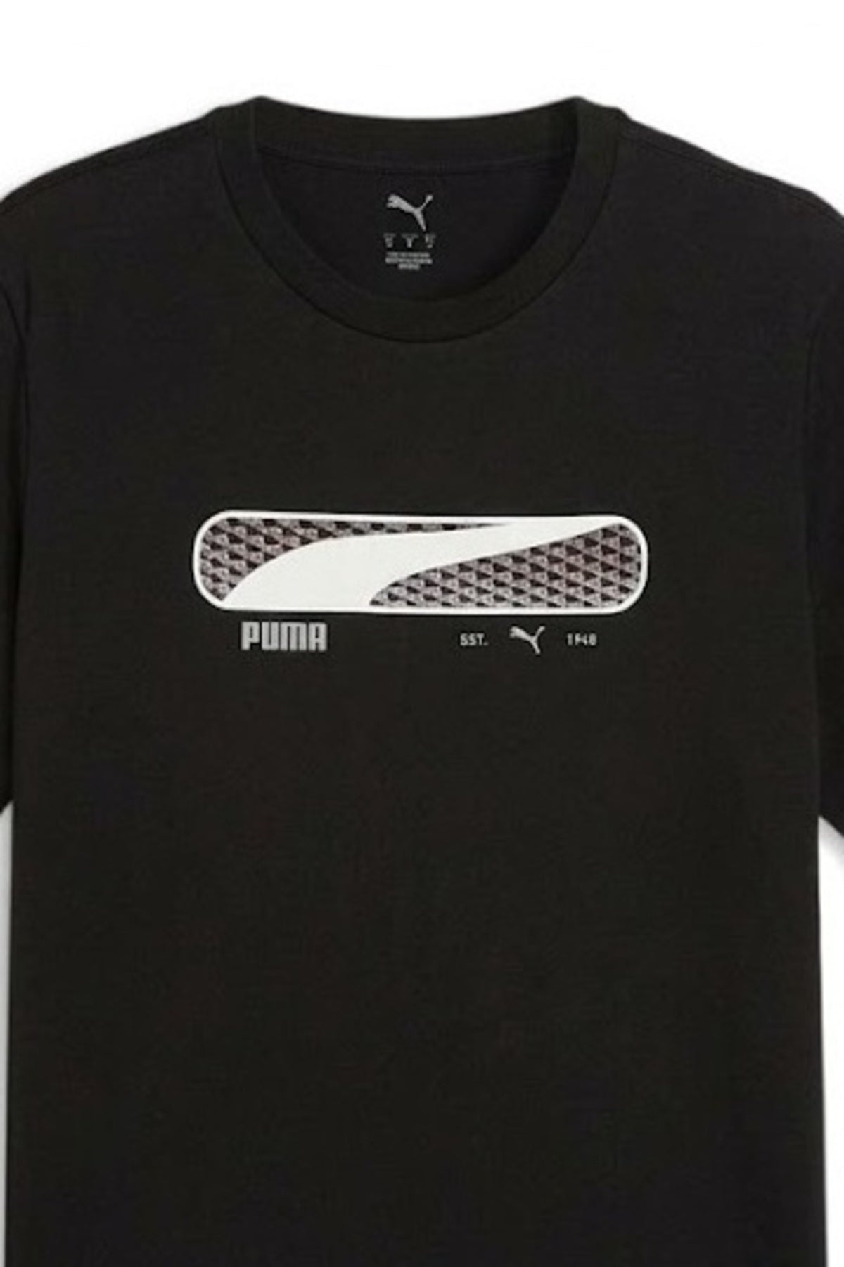 PUMA LOGO PLAY TEE en color NEGRO (2)
