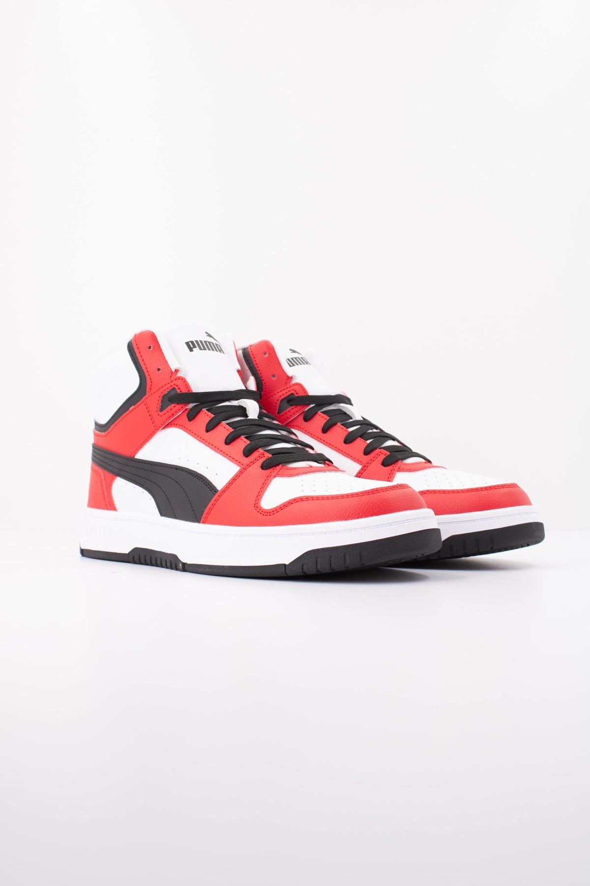 PUMA REBOUND SLAM MID en color BLANCO (2)