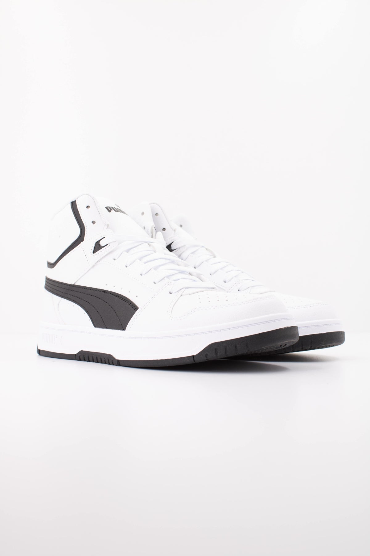 PUMA en color BLANCO (2)