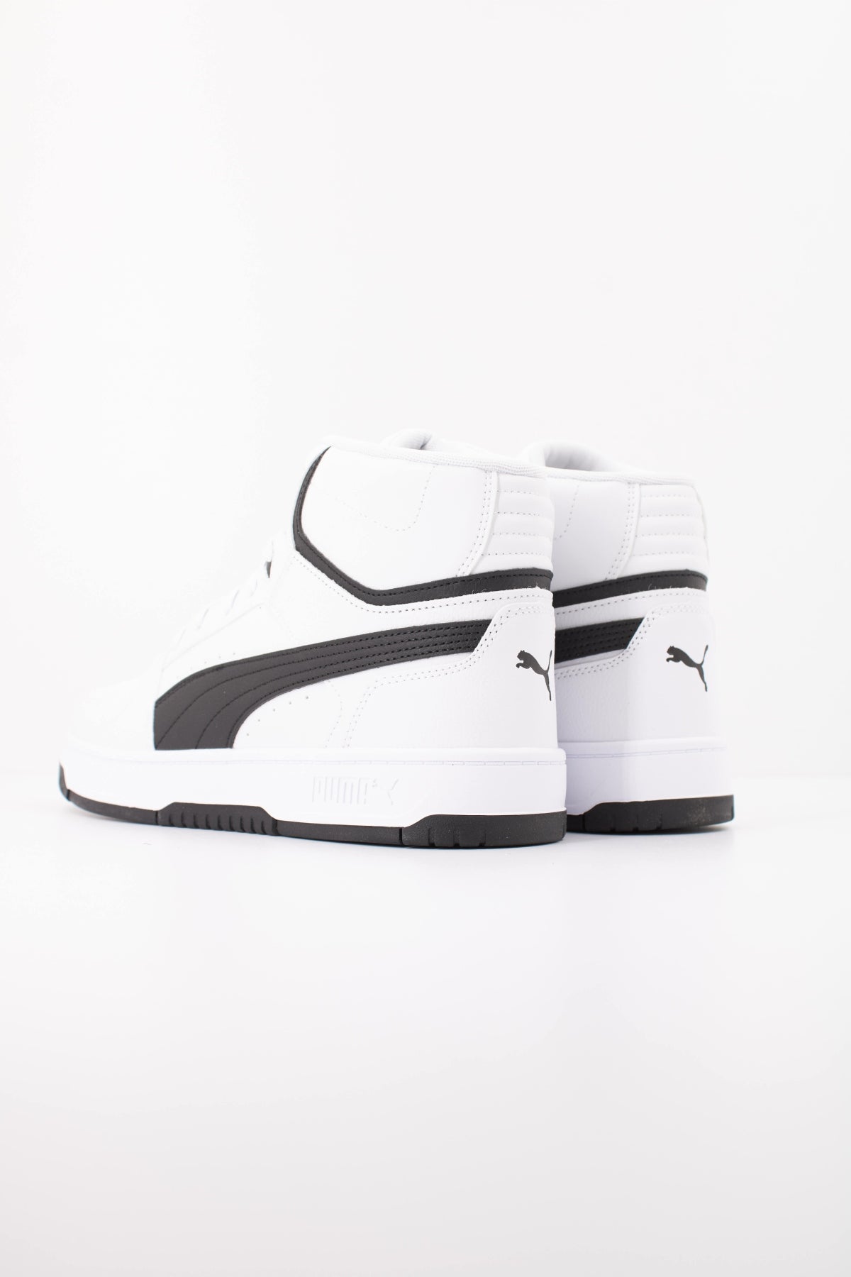 PUMA en color BLANCO (4)