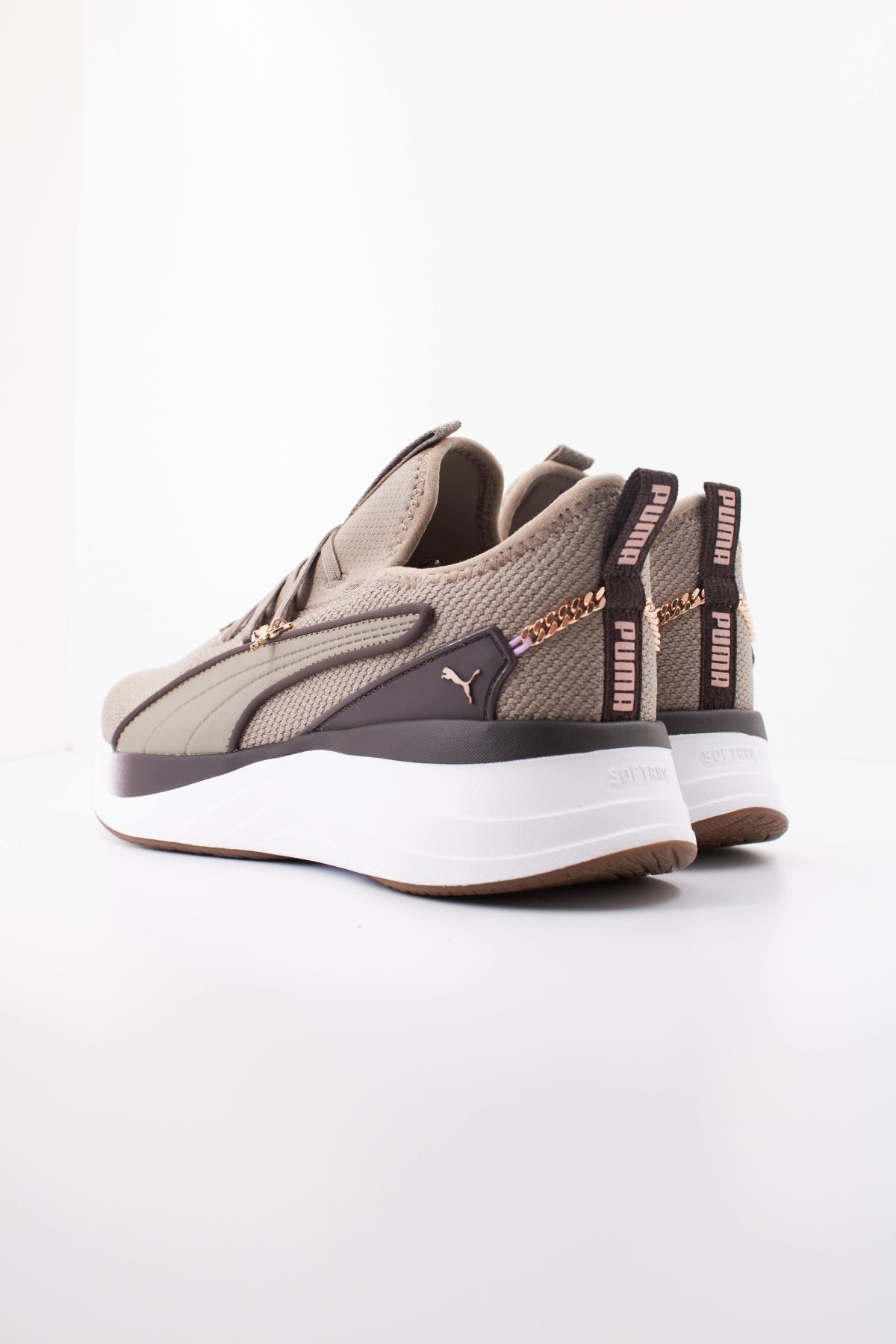 PUMA SOFTRIDE SABRINA en color BEIS (4)