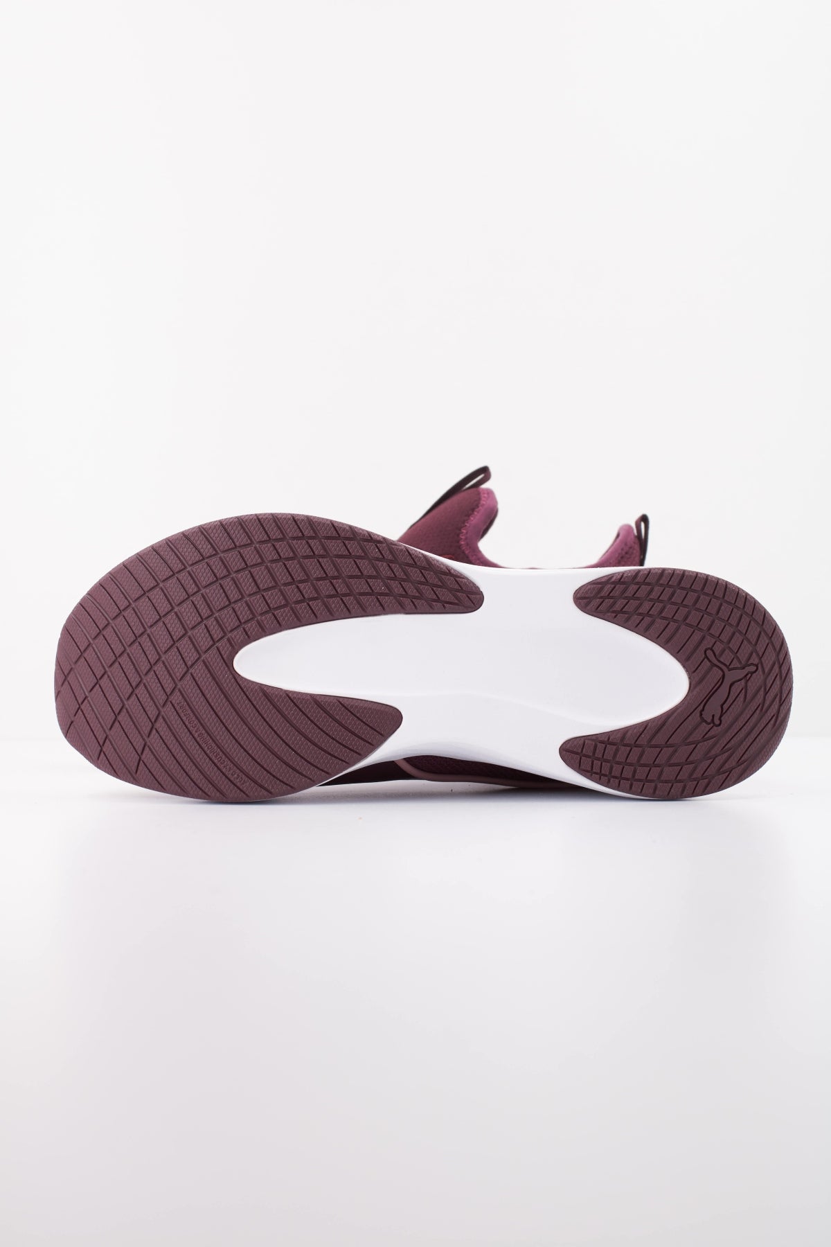 PUMA SOFTRIDE SABRINA en color BURDEOS (5)