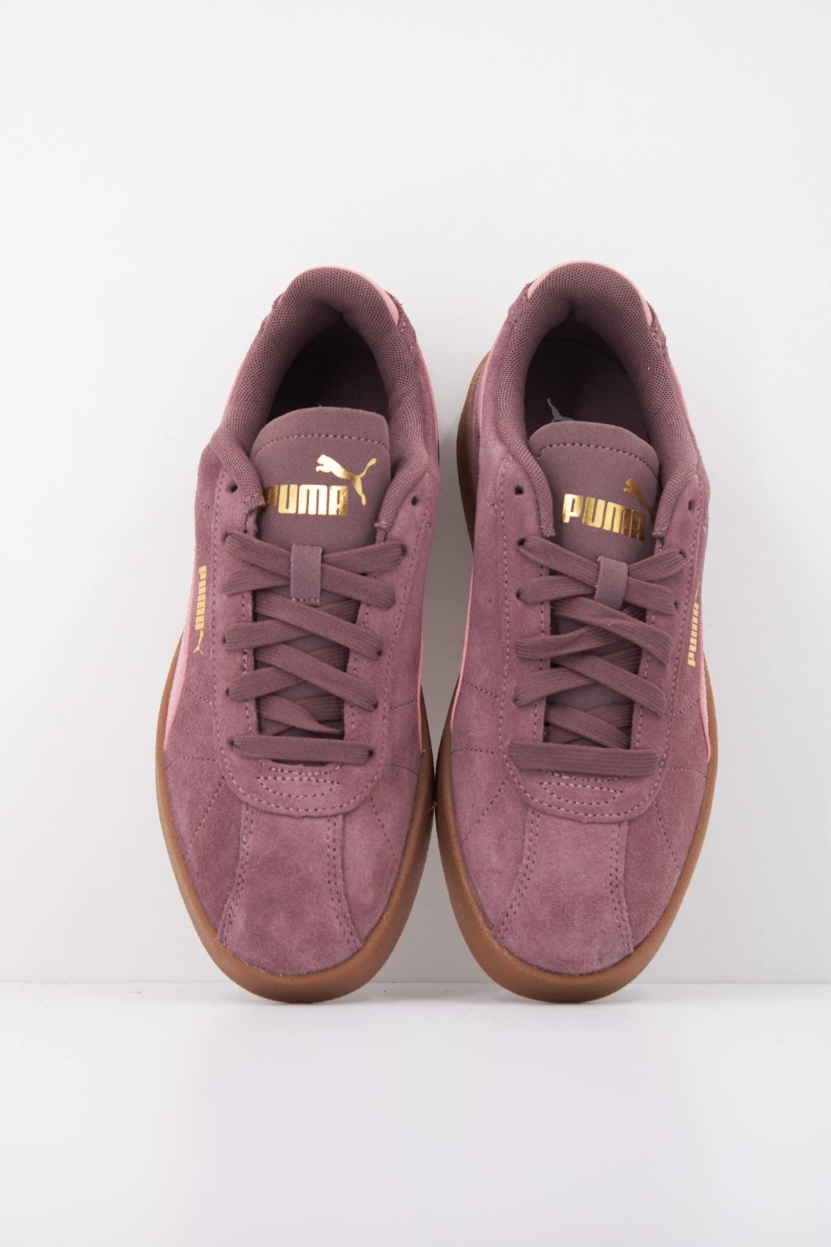 PUMA PUMA CLUB II en color VIOLETA (3)