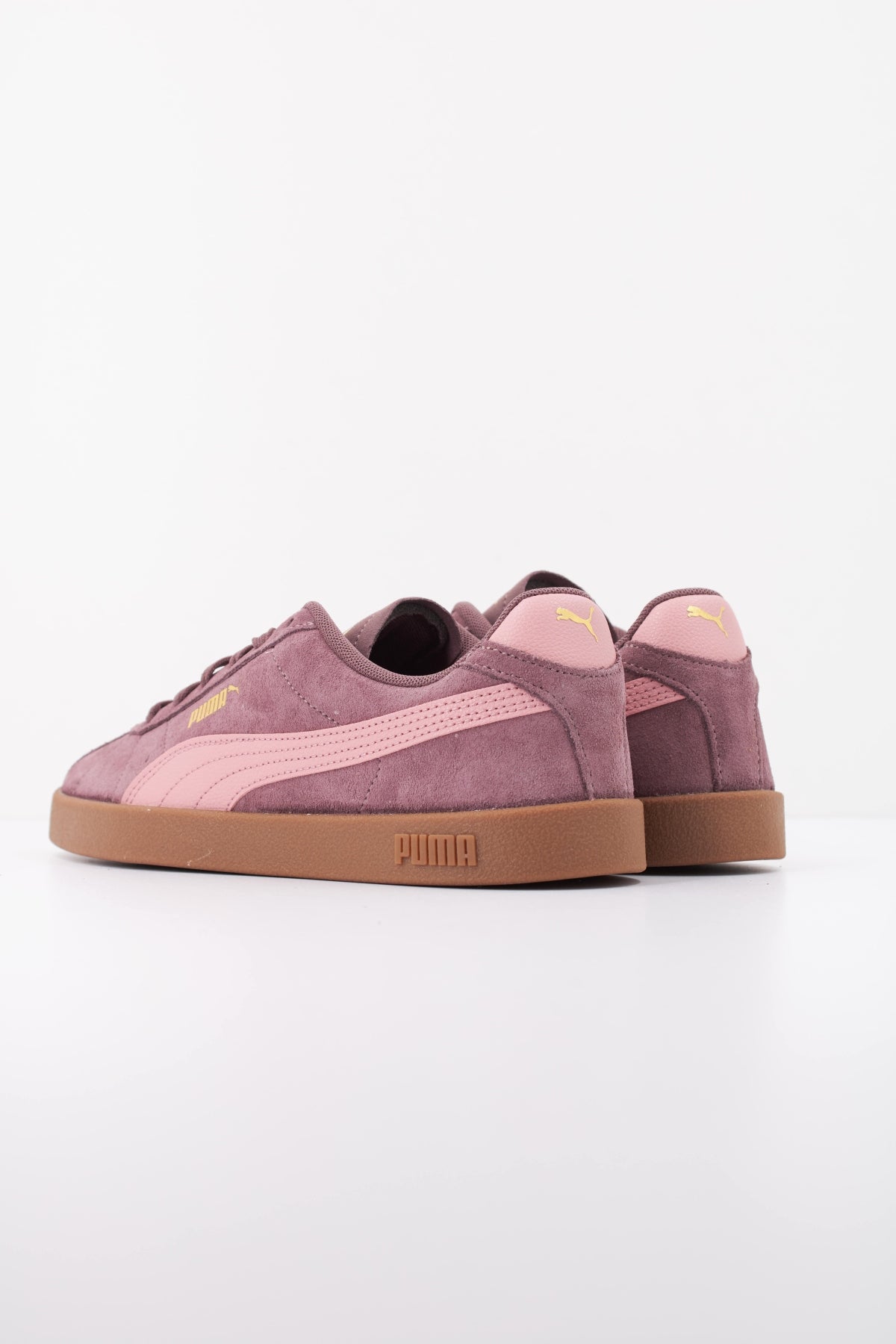 PUMA PUMA CLUB II en color VIOLETA (4)