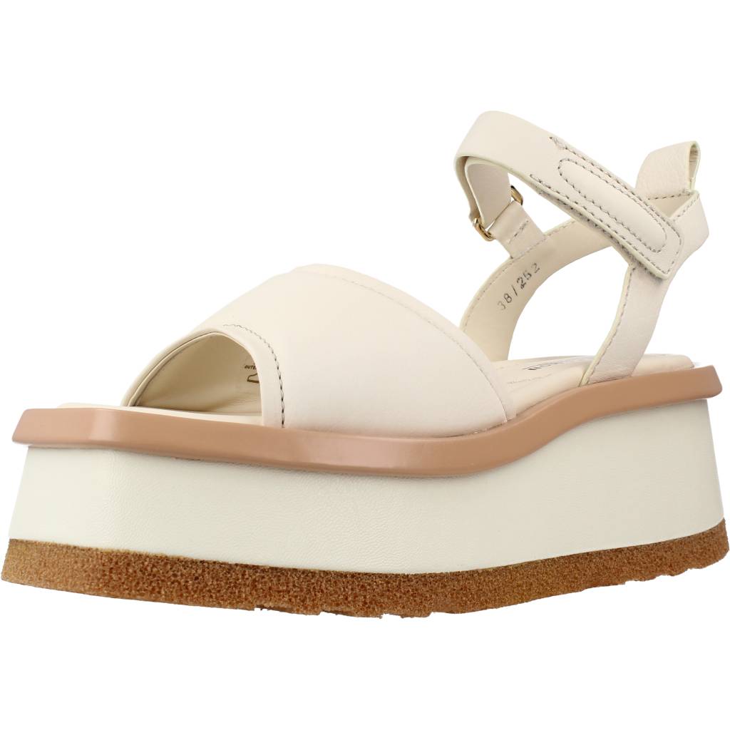 ELVIO ZANON EQX en color BEIS (1)