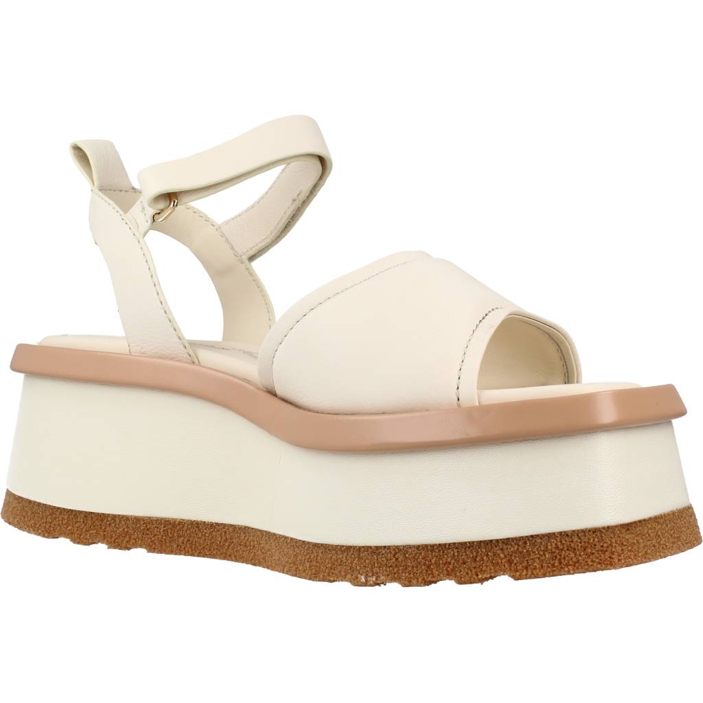 ELVIO ZANON EQX en color BEIS (5)