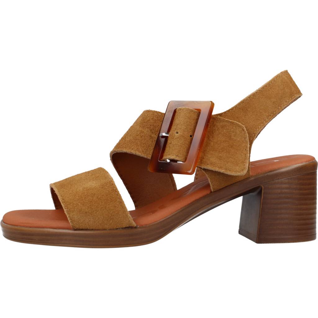 CHIKA NEW GOTICA en color MARRON (2)