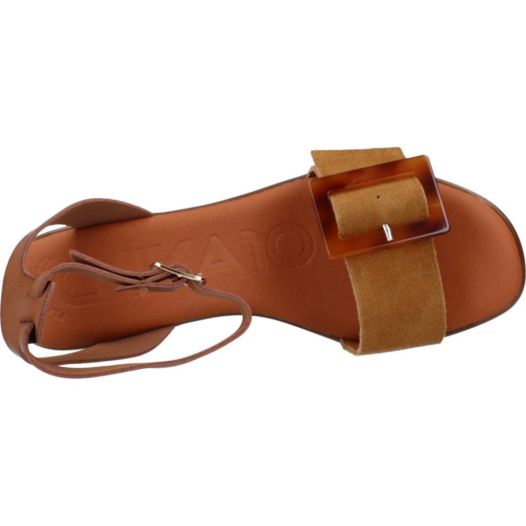 CHIKA NEW GOTICA en color MARRON (7)
