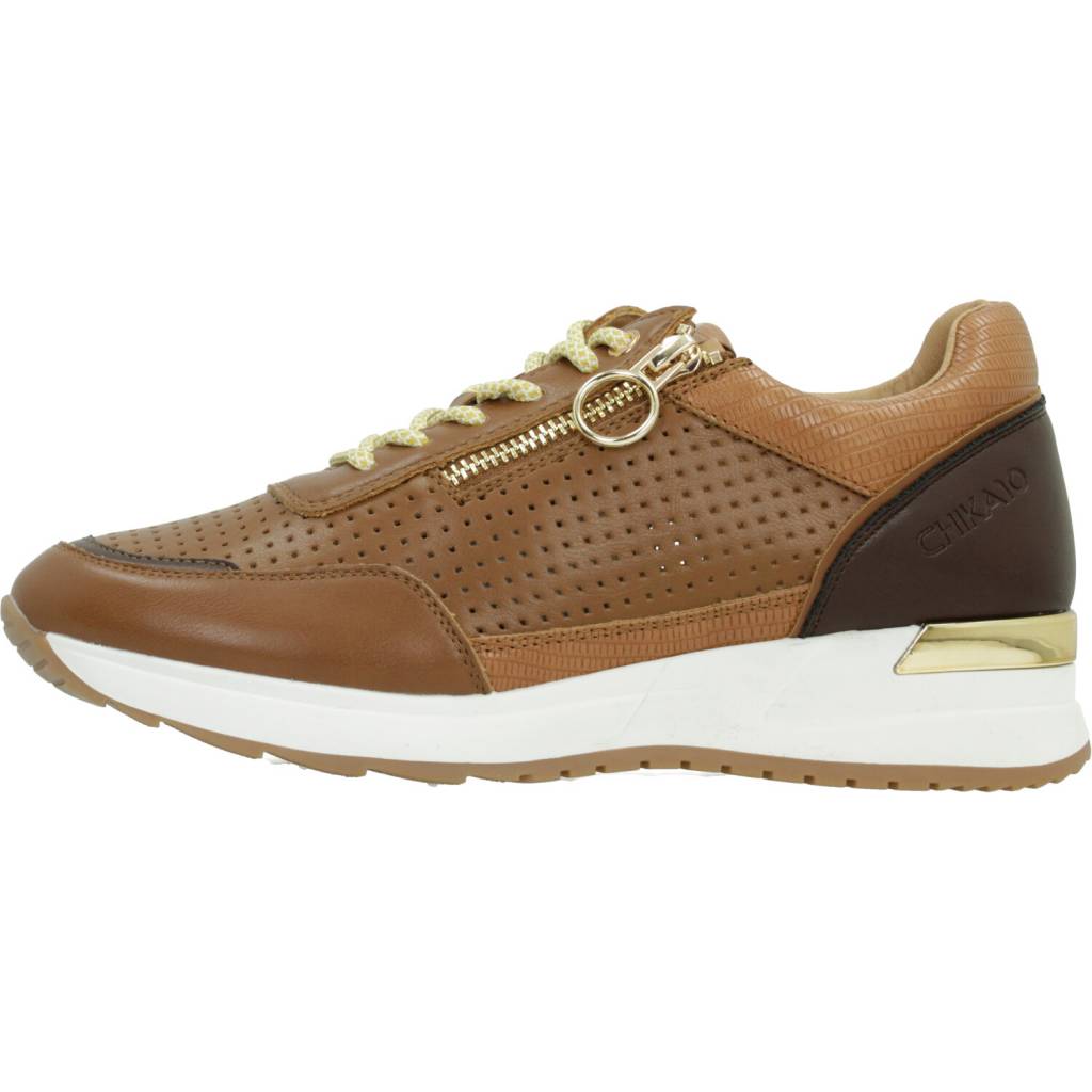 CHIKA SERENE en color MARRON (2)