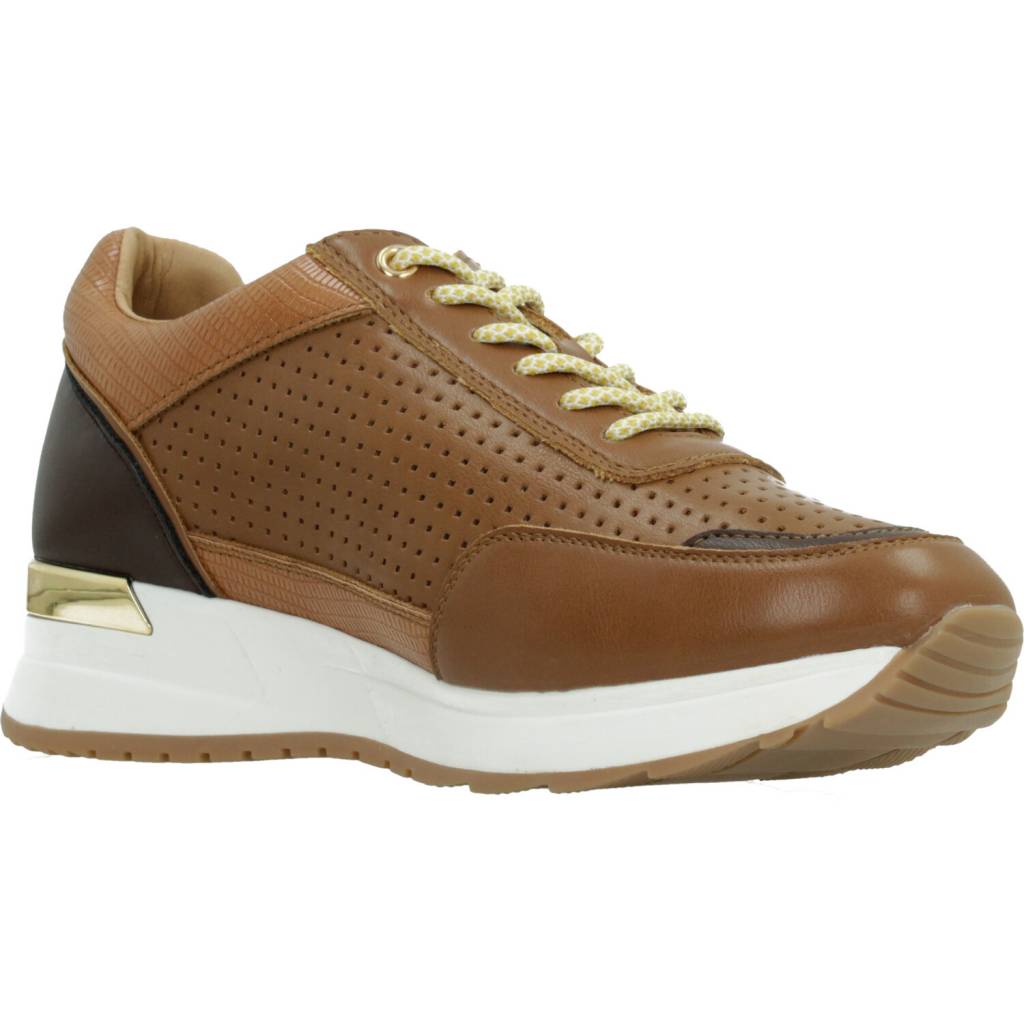 CHIKA SERENE en color MARRON (5)