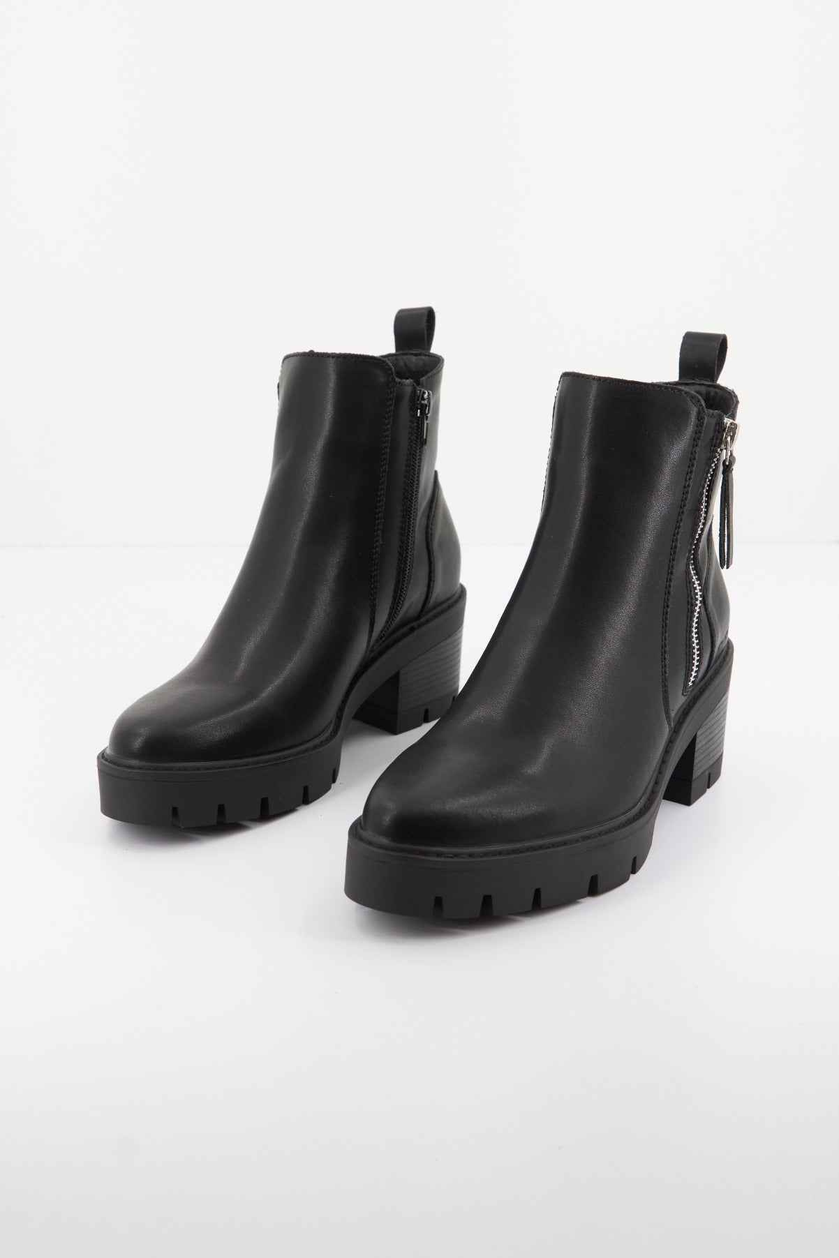 CHIKA JUNGLE en color NEGRO (2)