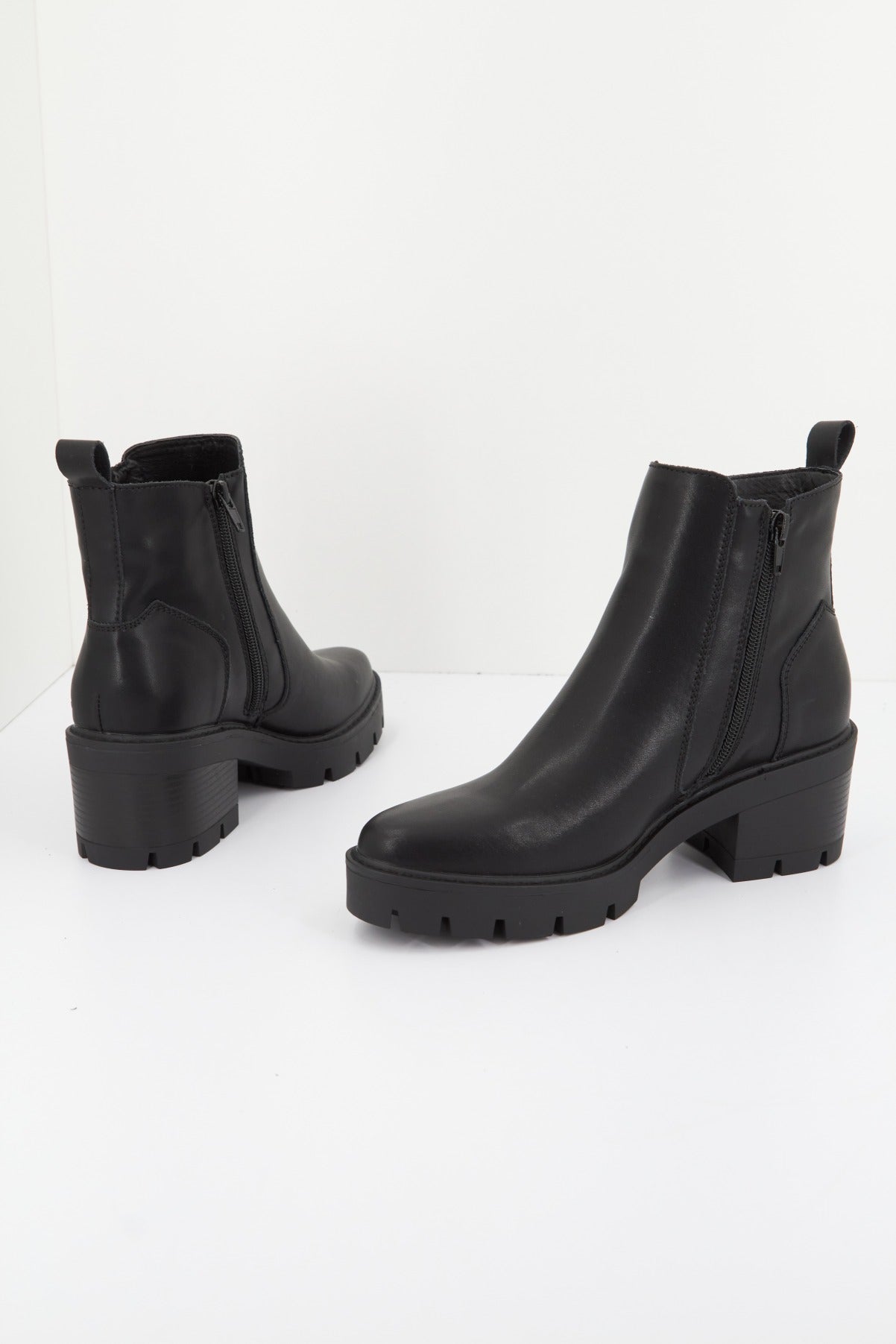 CHIKA JUNGLE en color NEGRO (4)