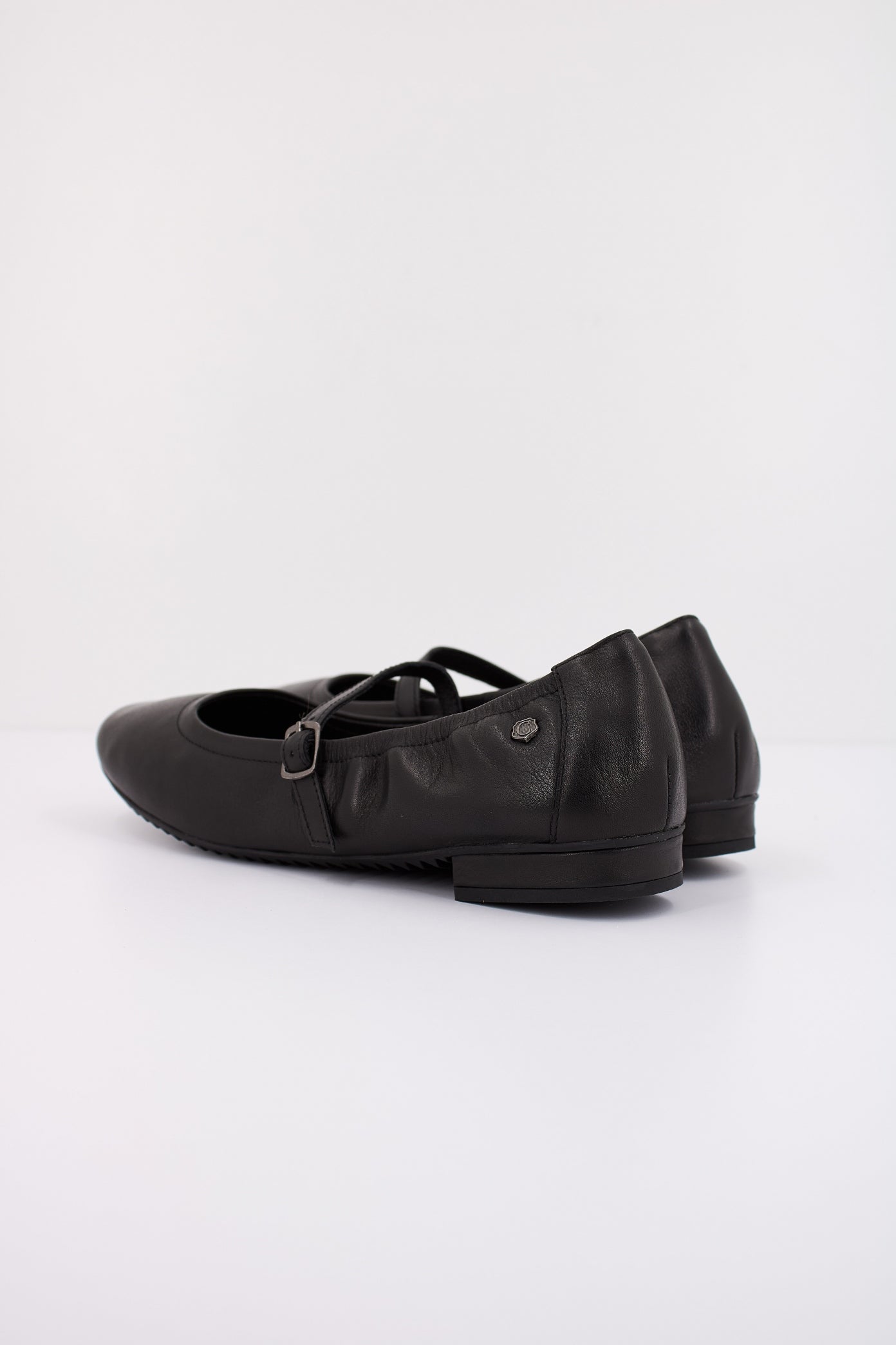 CARMELA C en color NEGRO  (4)