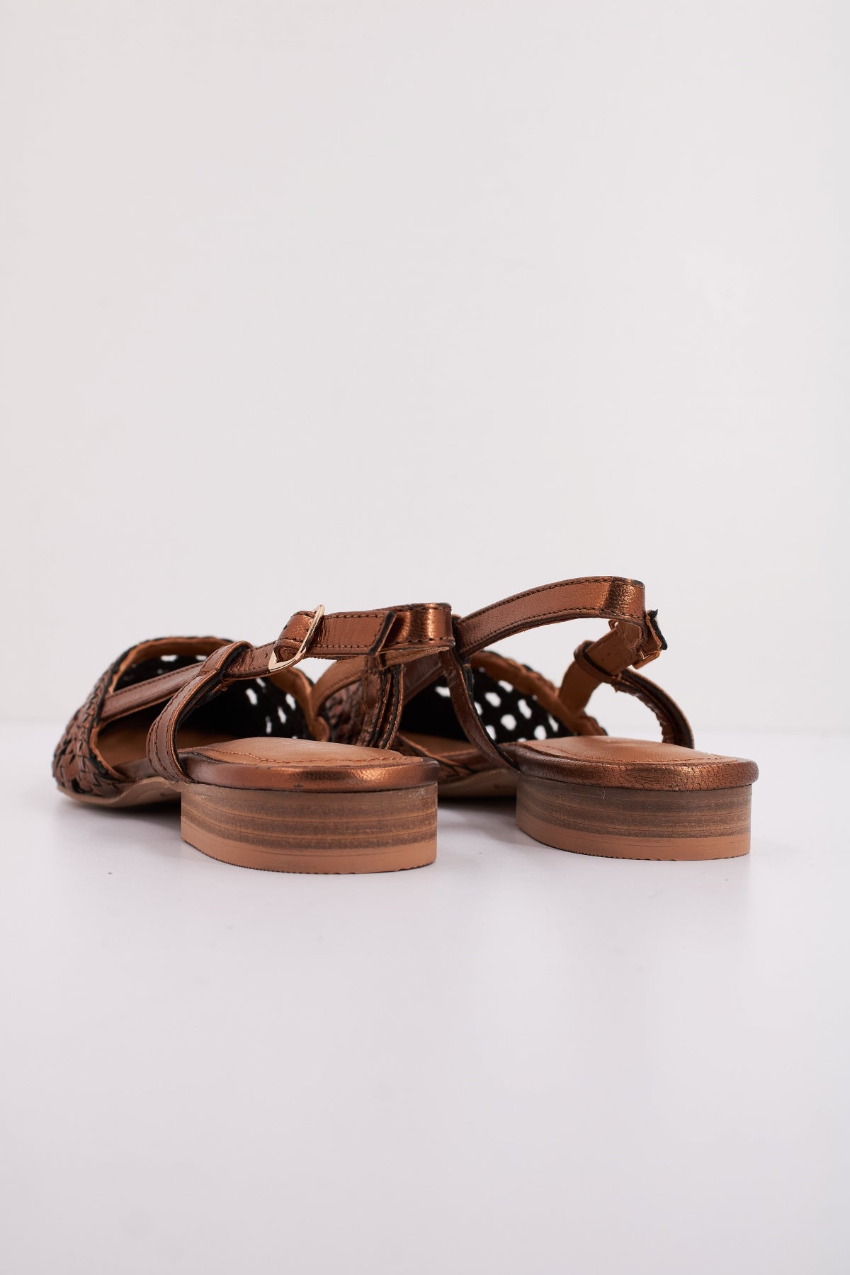 CARMELA C en color BRONCE (4)