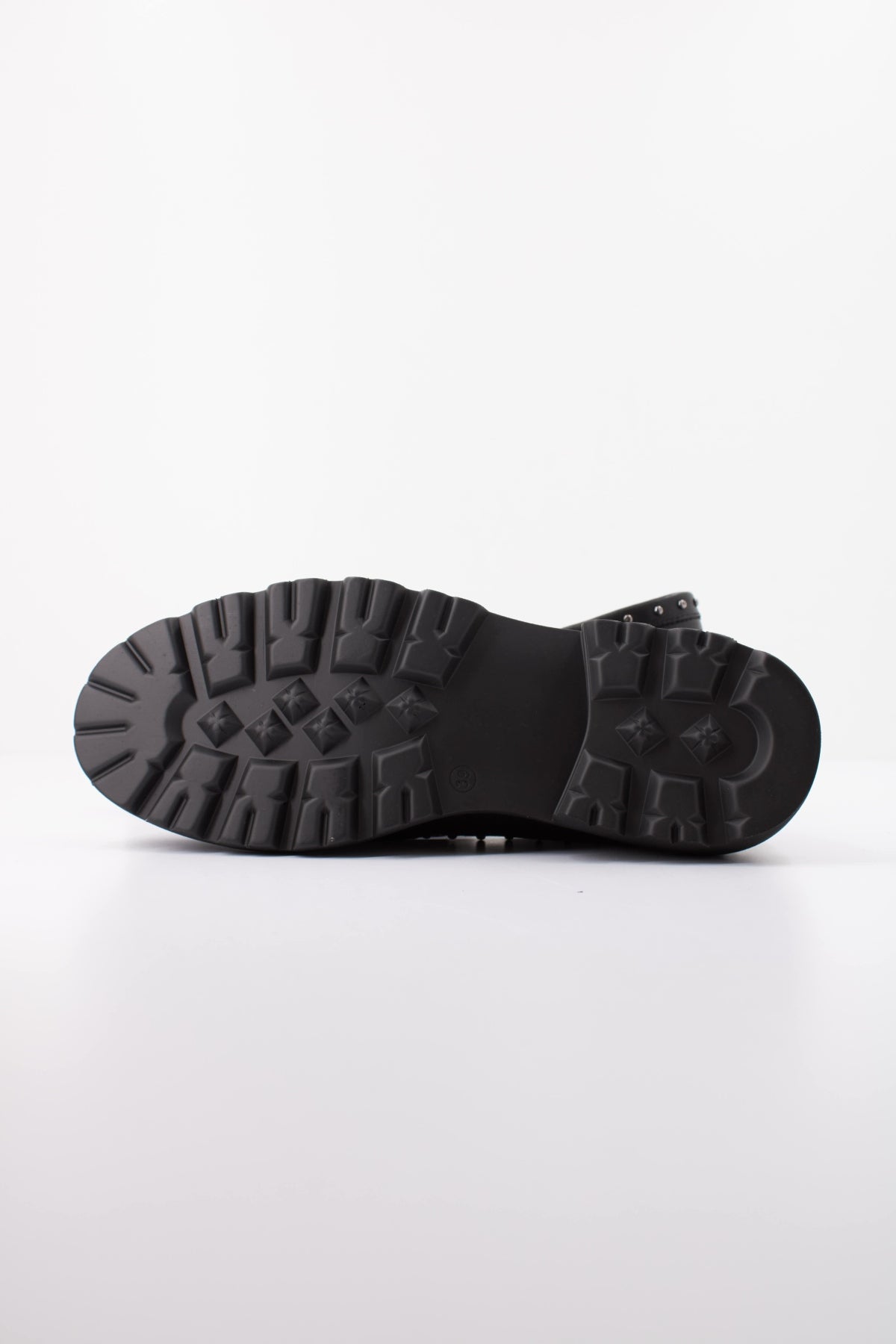 CARMELA C ZAPATO SRA en color NEGRO (5)
