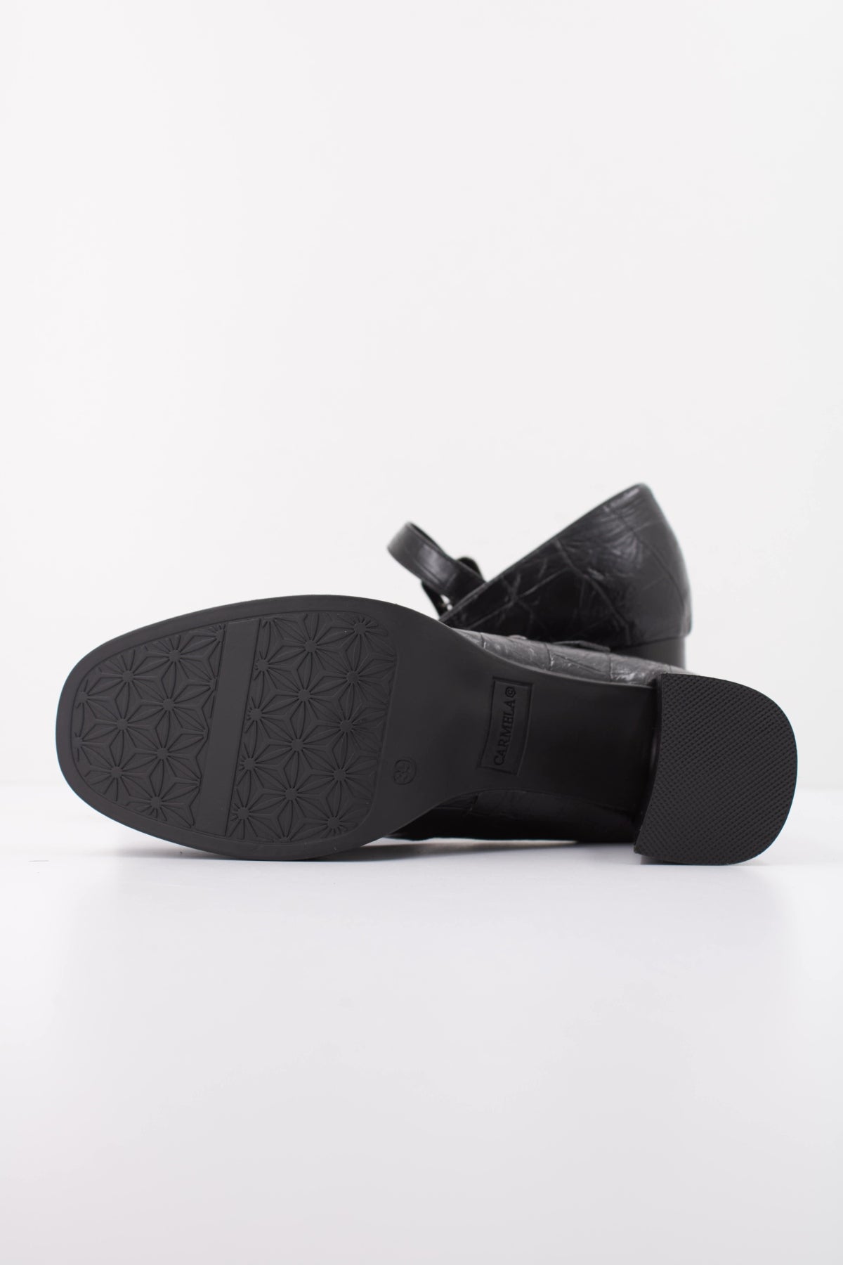 CARMELA C ZAPATO SRA en color NEGRO (5)