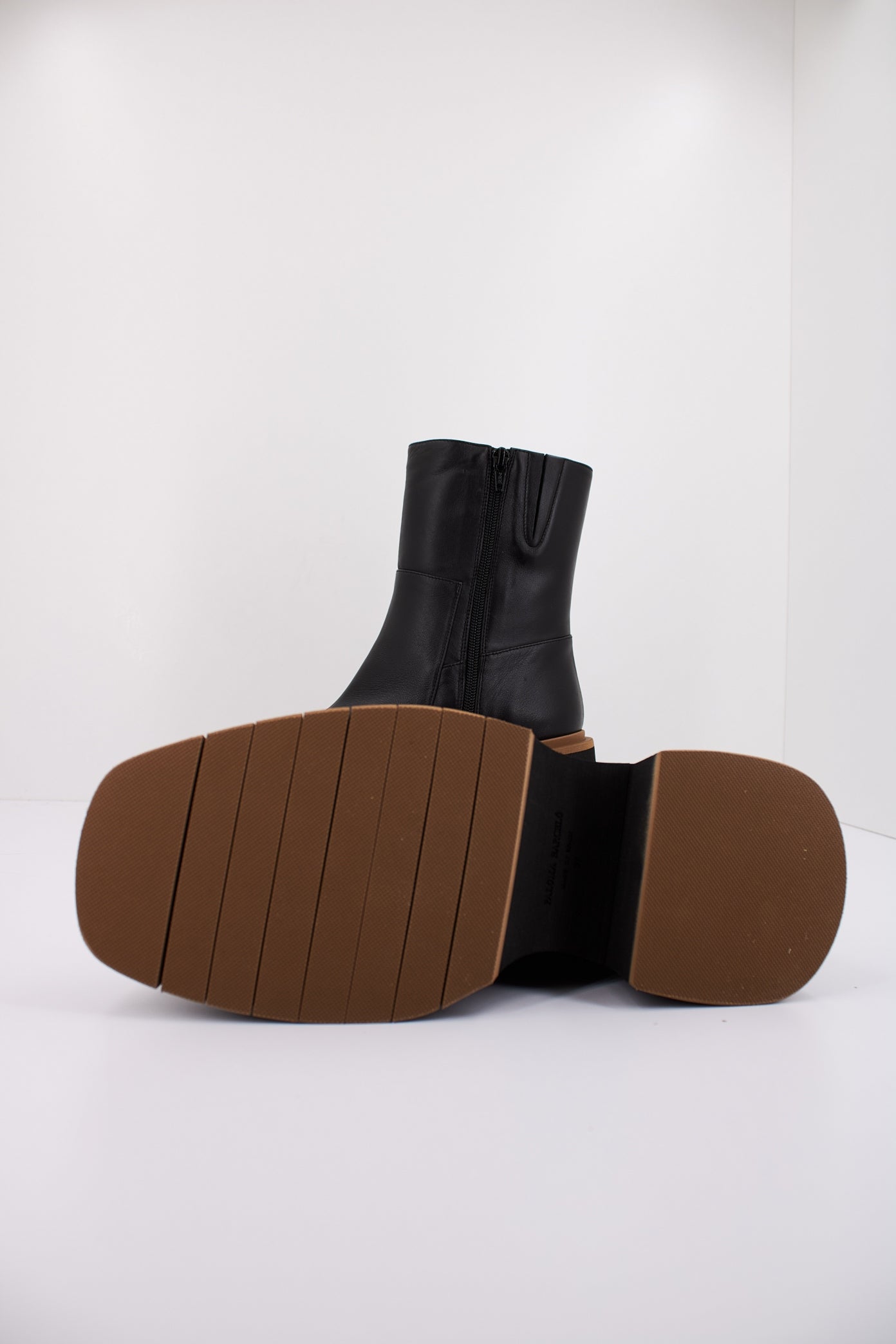 PALOMA BARCELO IDA en color NEGRO (5)