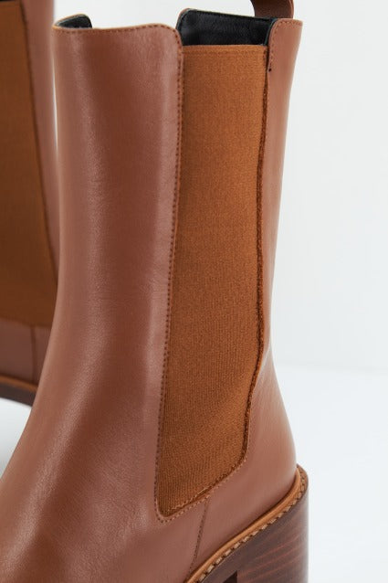 PALOMA BARCELO REECE TAYSON en color MARRON (4)