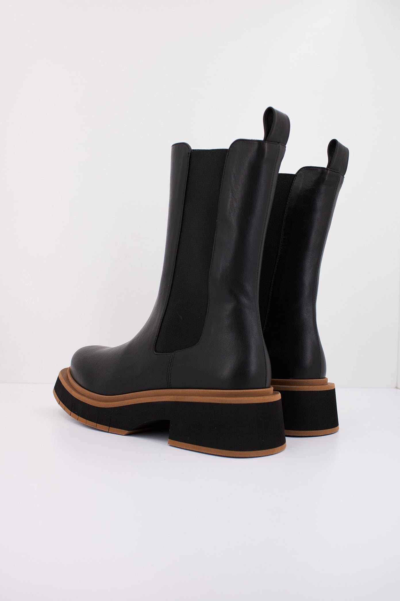 PALOMA BARCELO FAYE en color NEGRO (4)