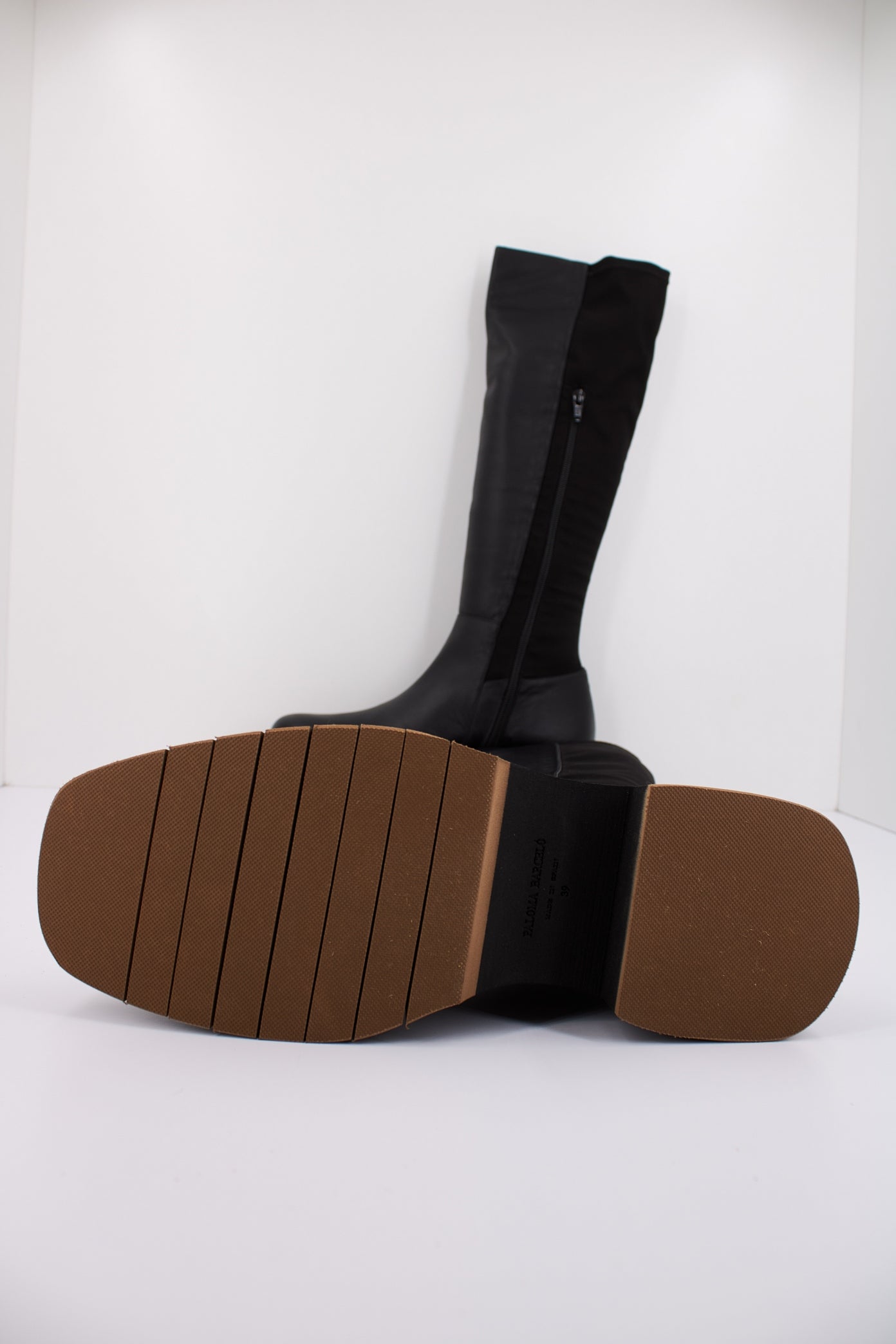 PALOMA BARCELO FIONA en color NEGRO (5)