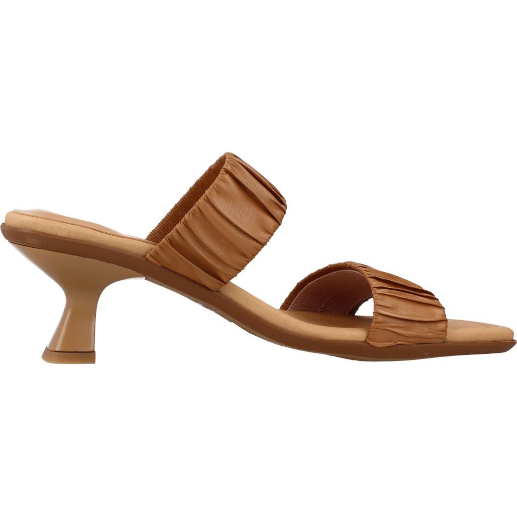 WONDERS F en color MARRON (4)