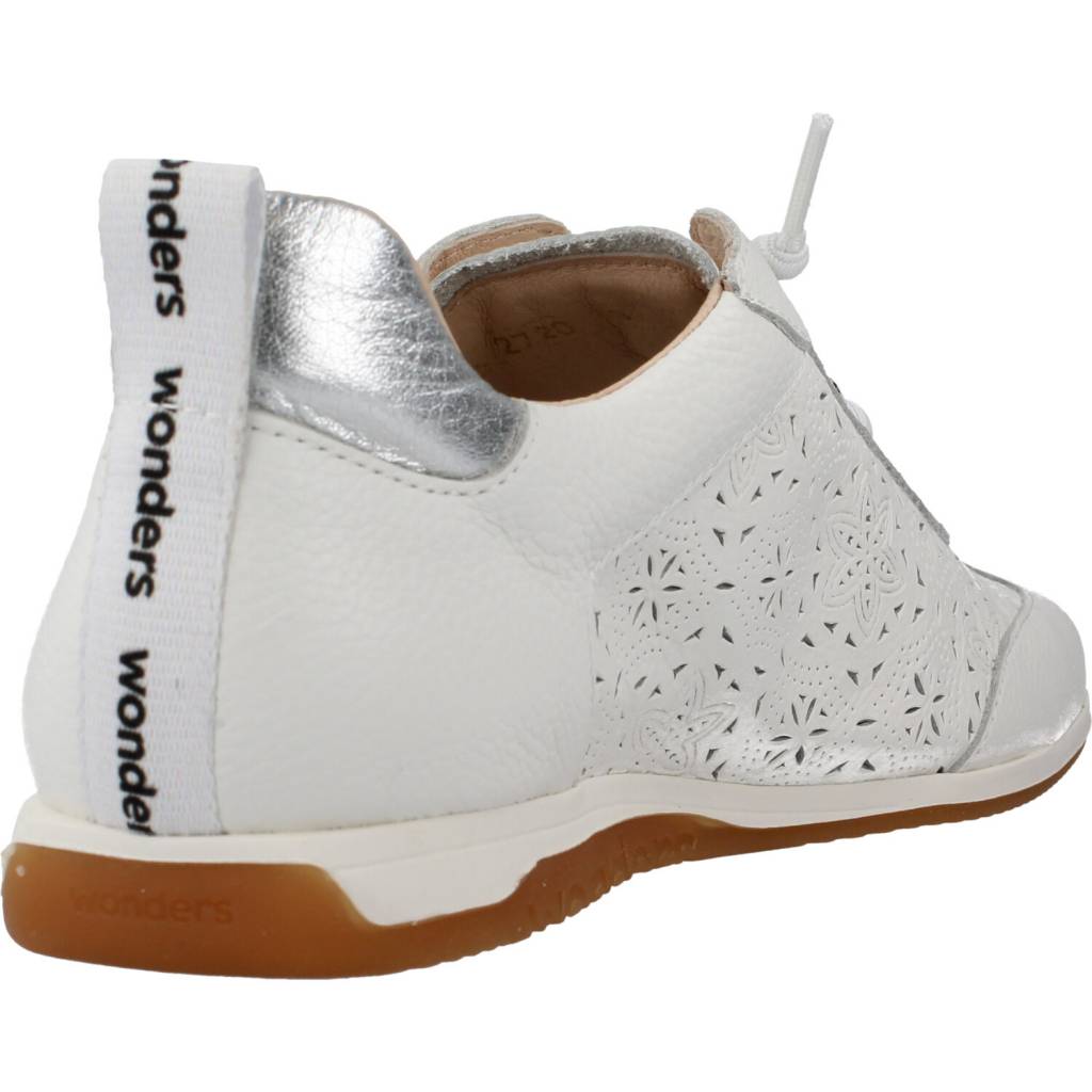 WONDERS A en color BLANCO (3)