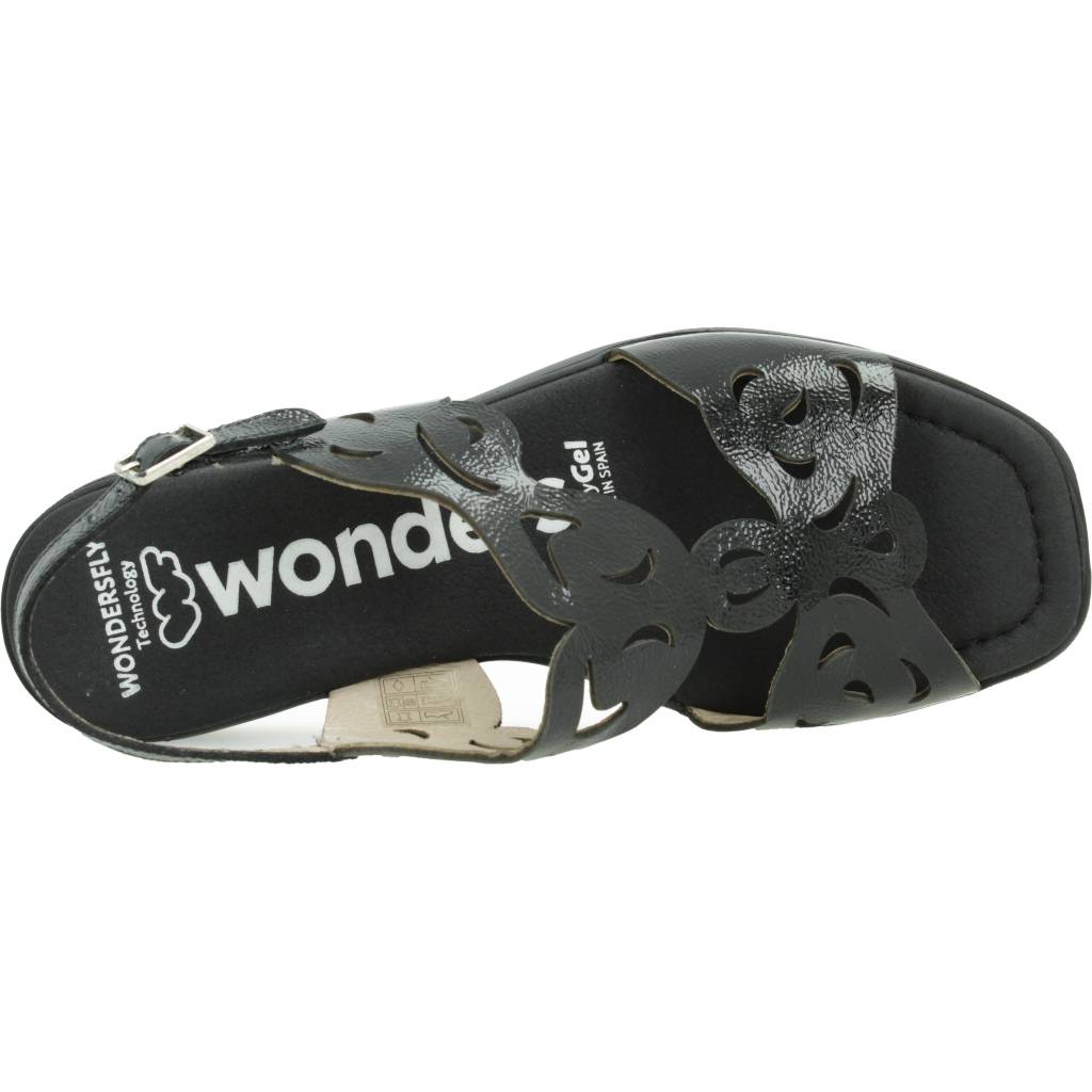WONDERS B en color NEGRO (7)