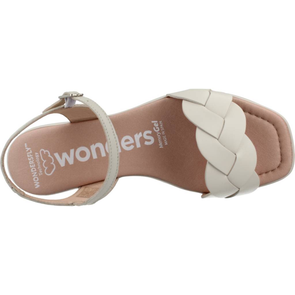 WONDERS B en color BLANCO (7)