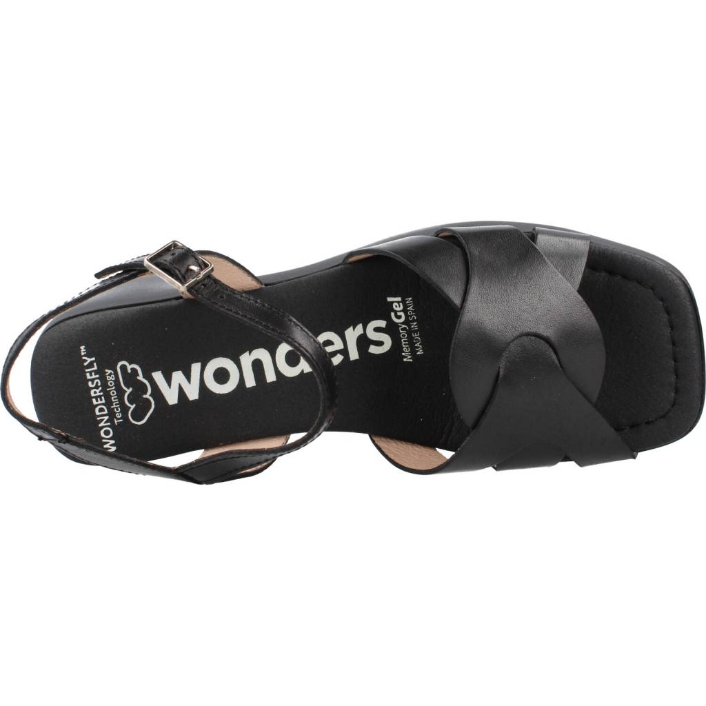 WONDERS D en color NEGRO (7)