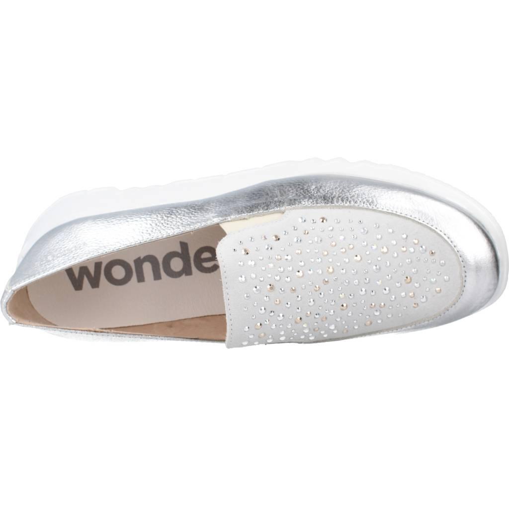 WONDERS E en color PLATA (7)