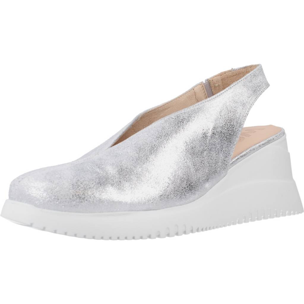 WONDERS en color PLATA (1)