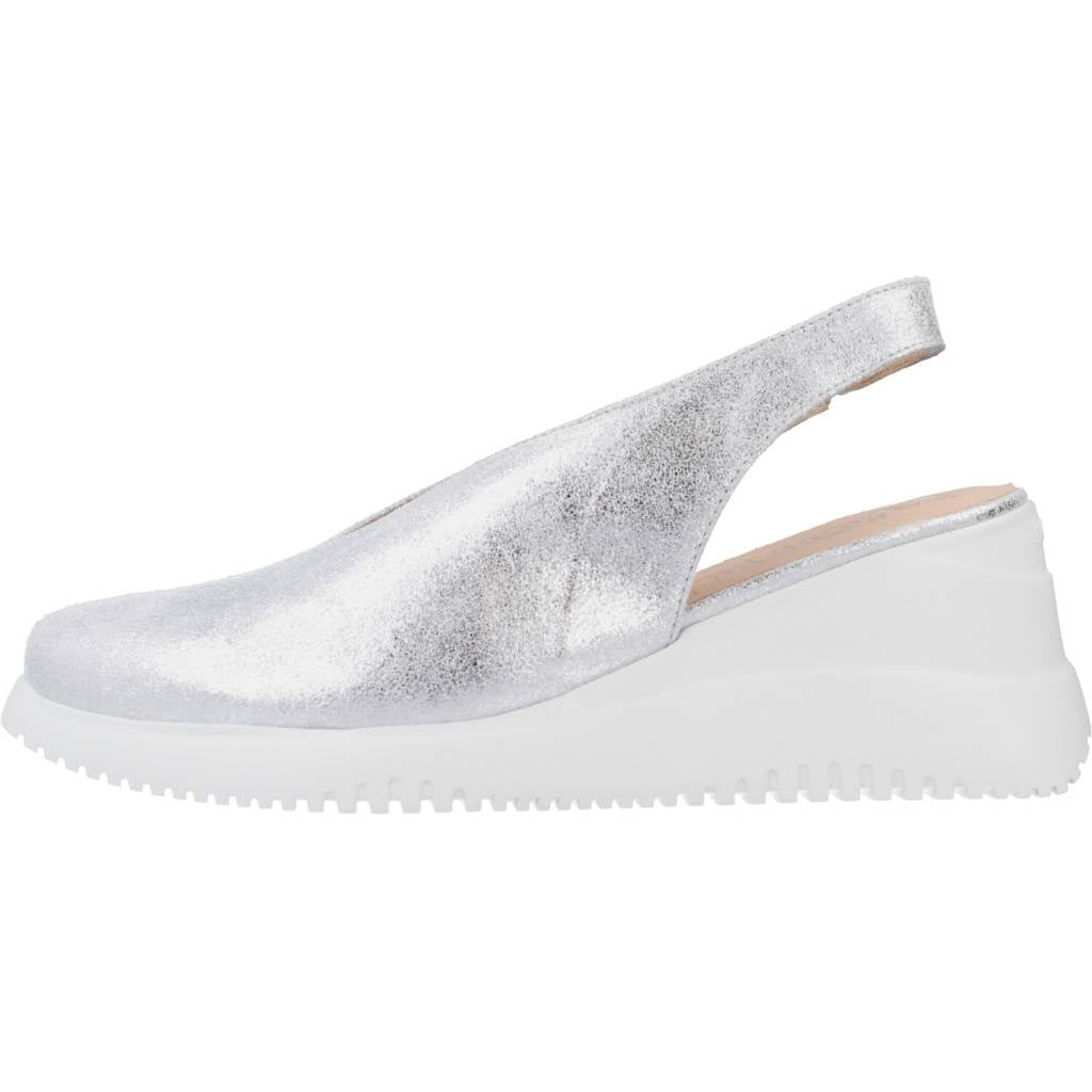 WONDERS en color PLATA (2)