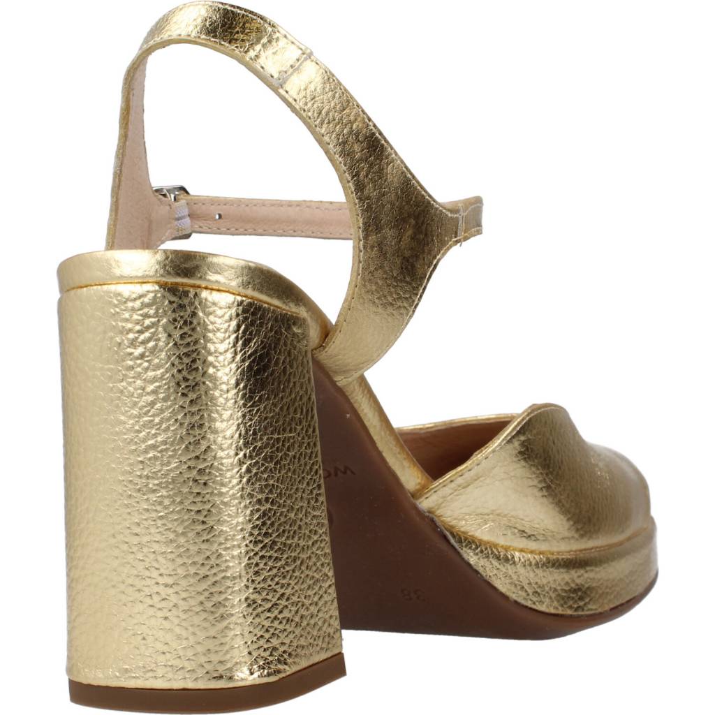 WONDERS H en color ORO (3)