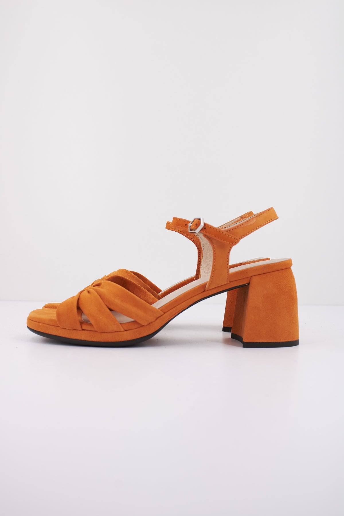 WONDERS GISELA en color NARANJA (1)