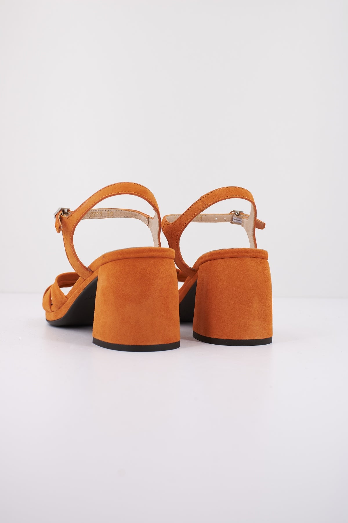 WONDERS GISELA en color NARANJA (3)