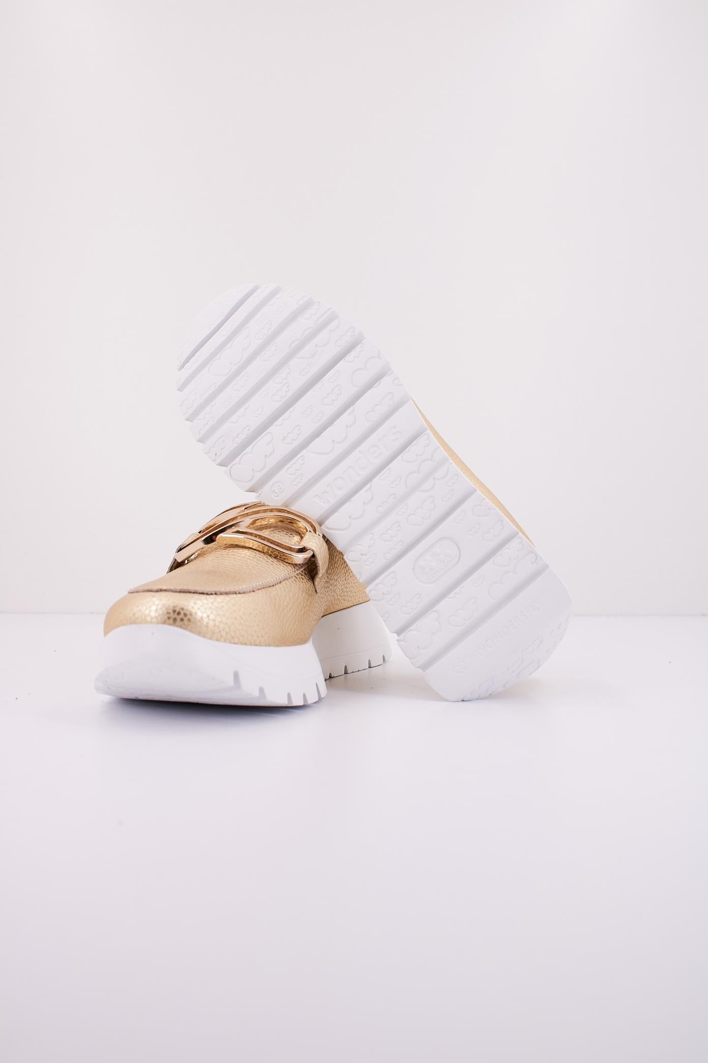 WONDERS A en color ORO (4)