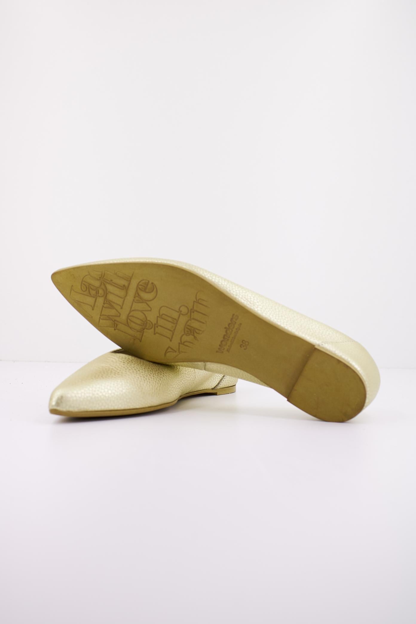 WONDERS A en color ORO (4)
