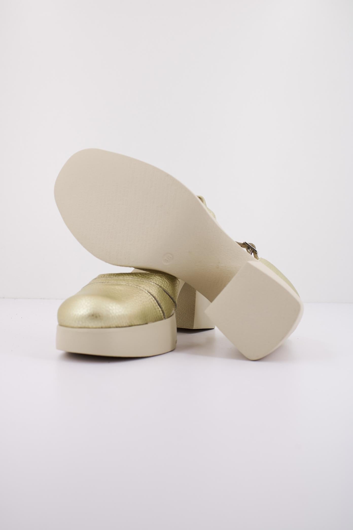 WONDERS H en color ORO (4)