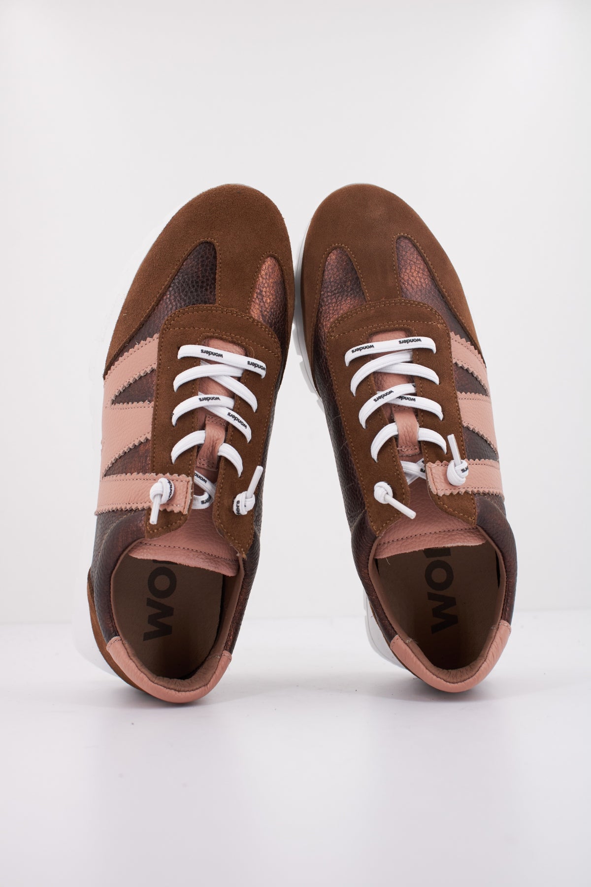 WONDERS A en color MARRON (3)