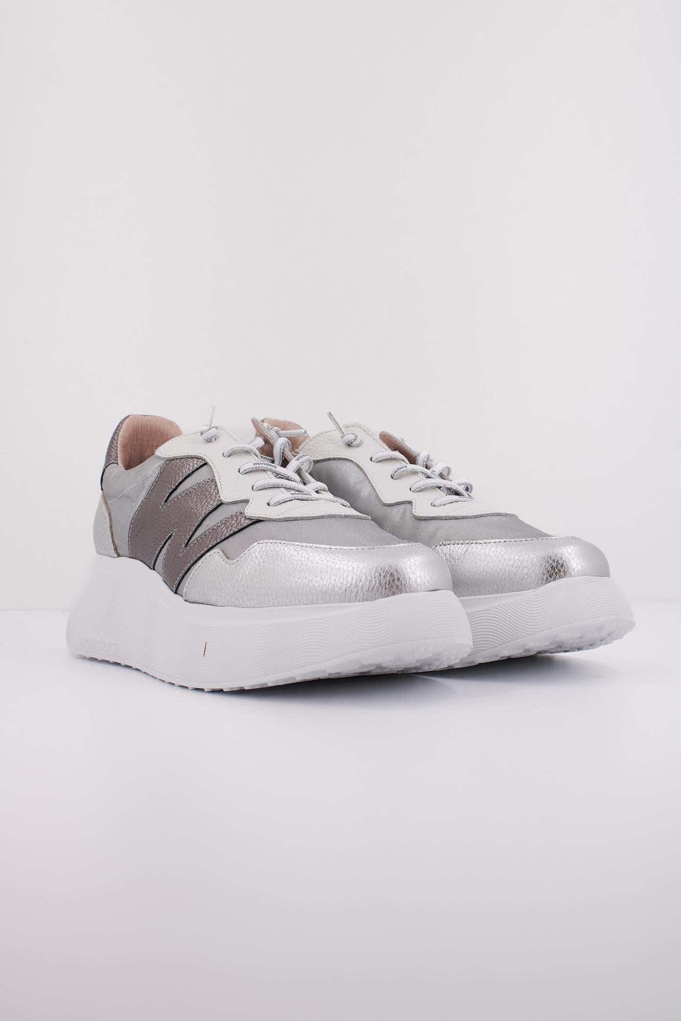 WONDERS A en color GRIS (2)