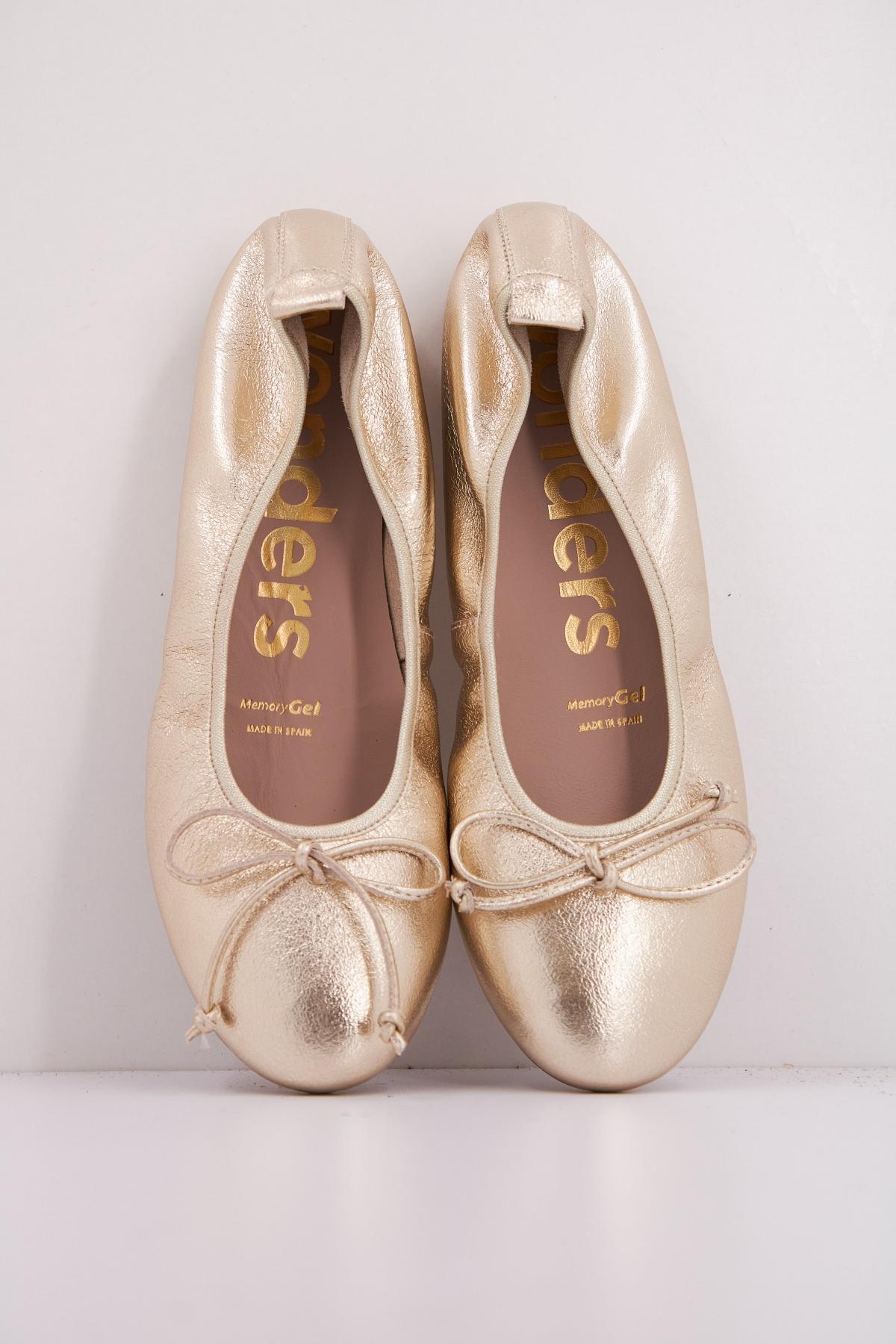 WONDERS A en color ORO (3)