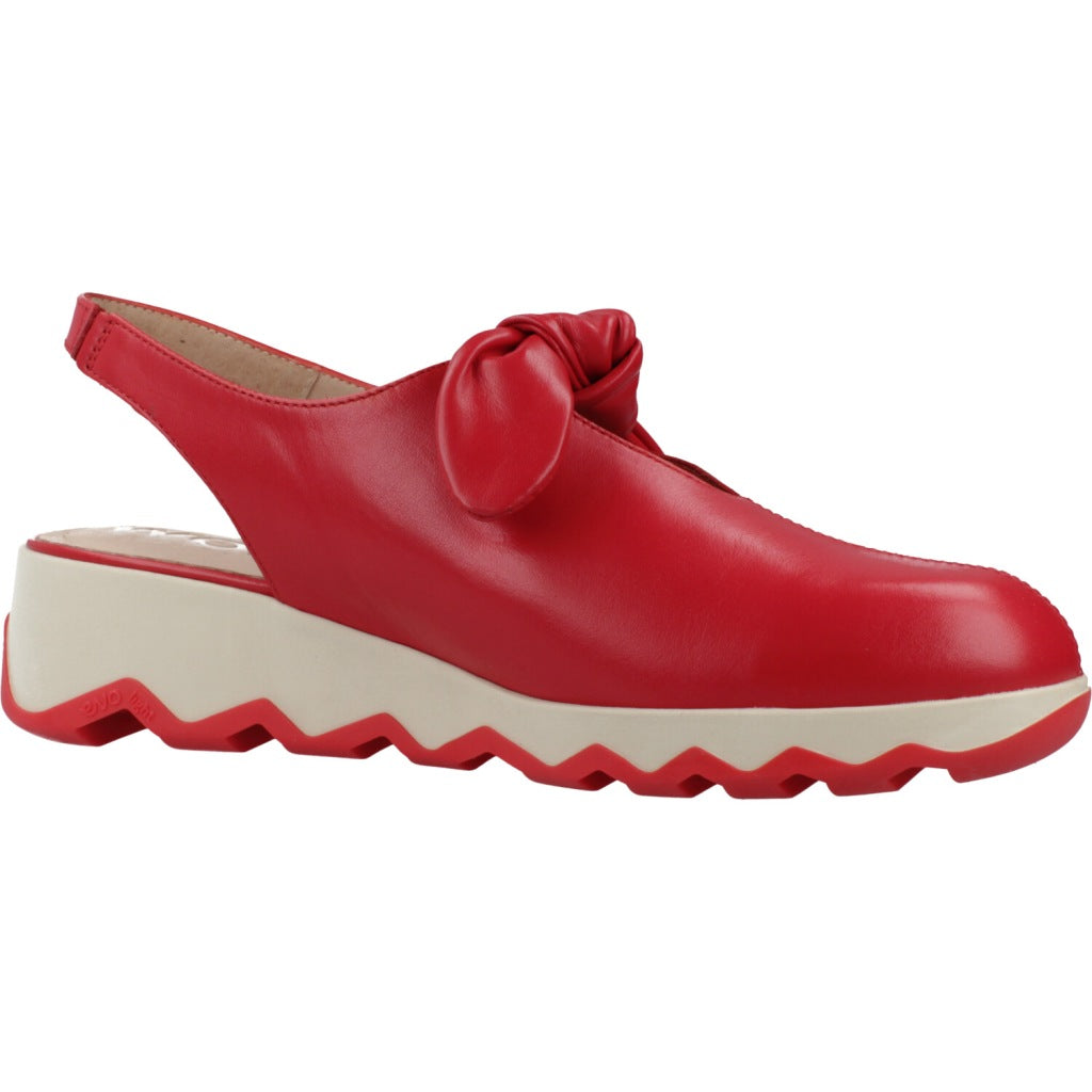 WONDERS C en color ROJO (5)